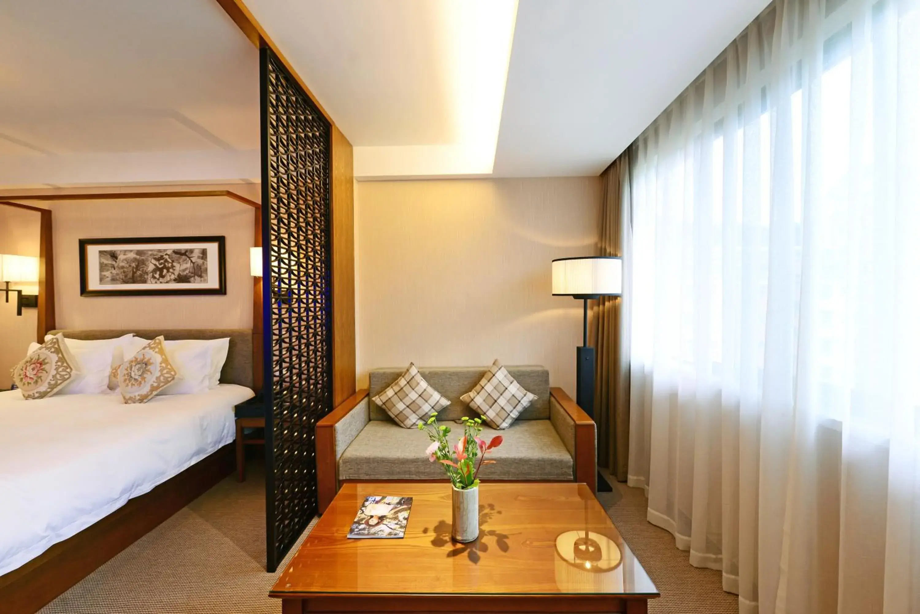 Deluxe Twin Room in SSAW Boutique Hotel Hangzhou Qiandao Lake Deluxe Twin Room in SSAW Boutique Hotel Hangzhou Qiandao Lake