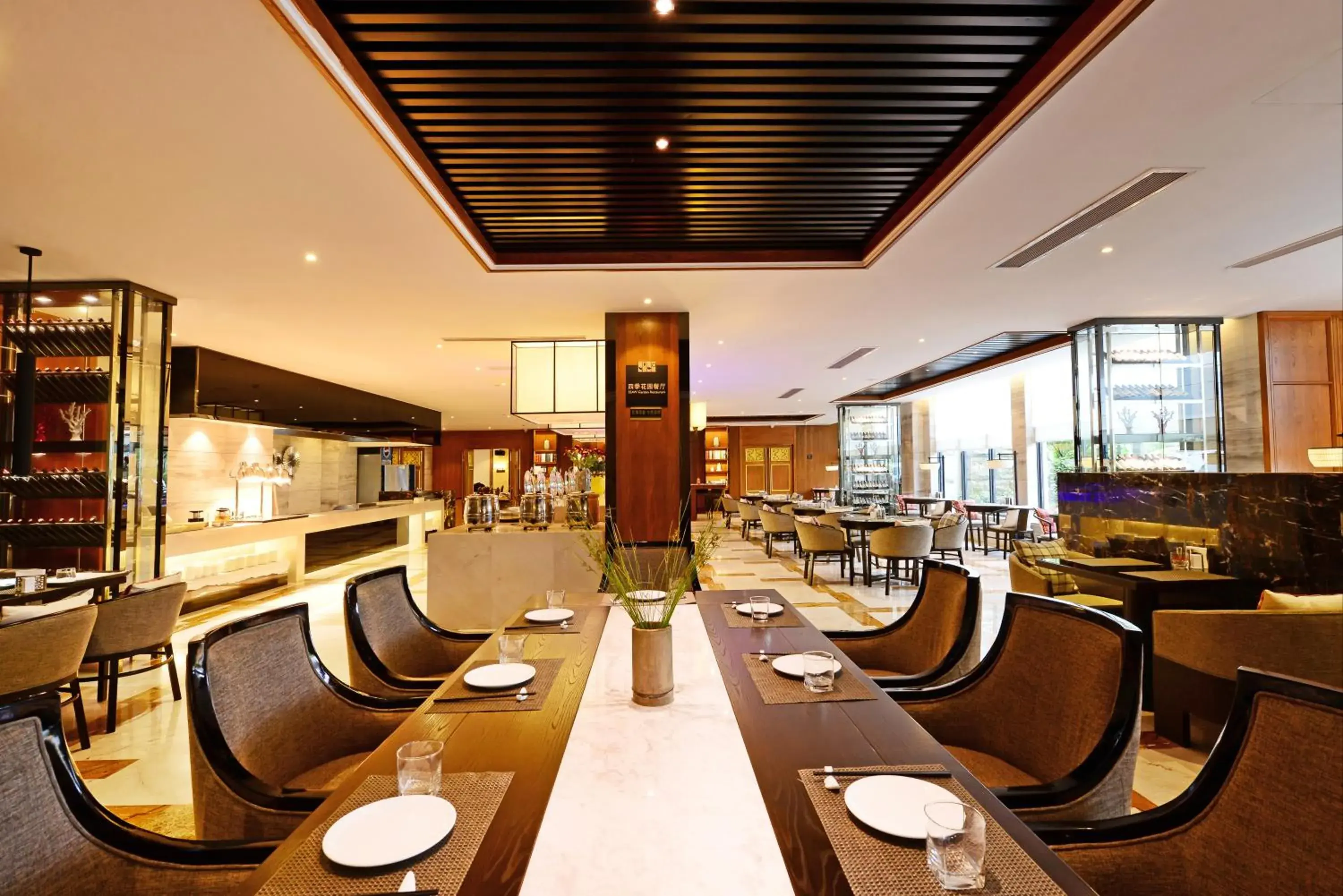 Restaurant/places to eat in SSAW Boutique Hotel Hangzhou Qiandao Lake Restaurant/places to eat in SSAW Boutique Hotel Hangzhou Qiandao Lake