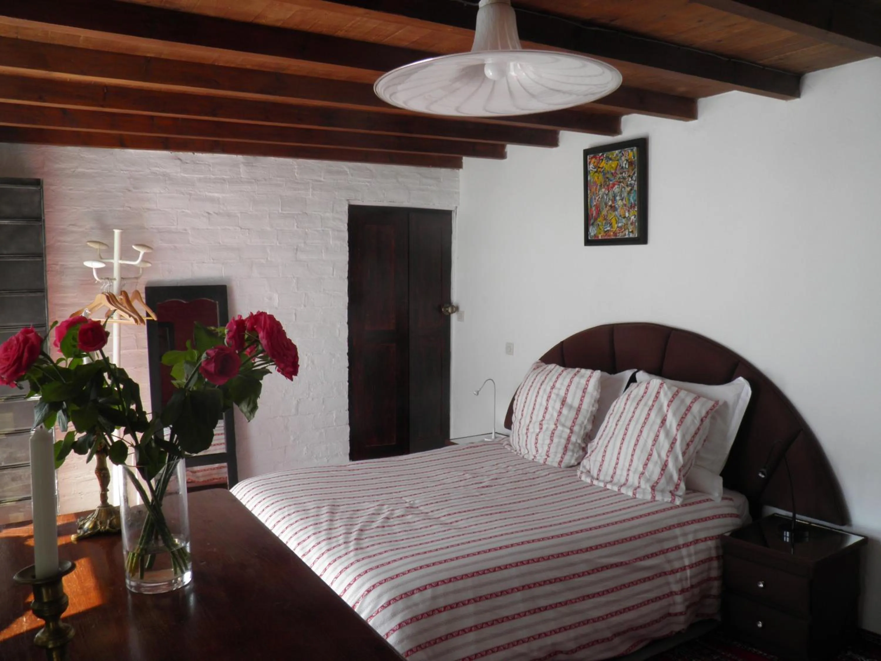 Bed in La Maison des Artistes