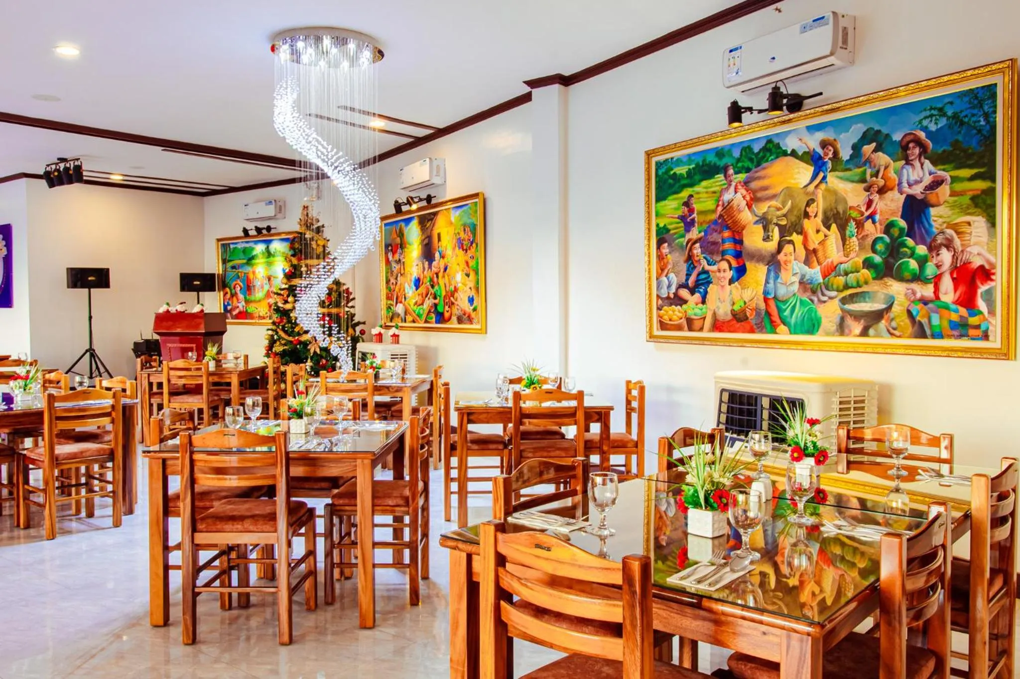 Restaurant/places to eat in Marqis Sunrise Sunset Resort and Spa