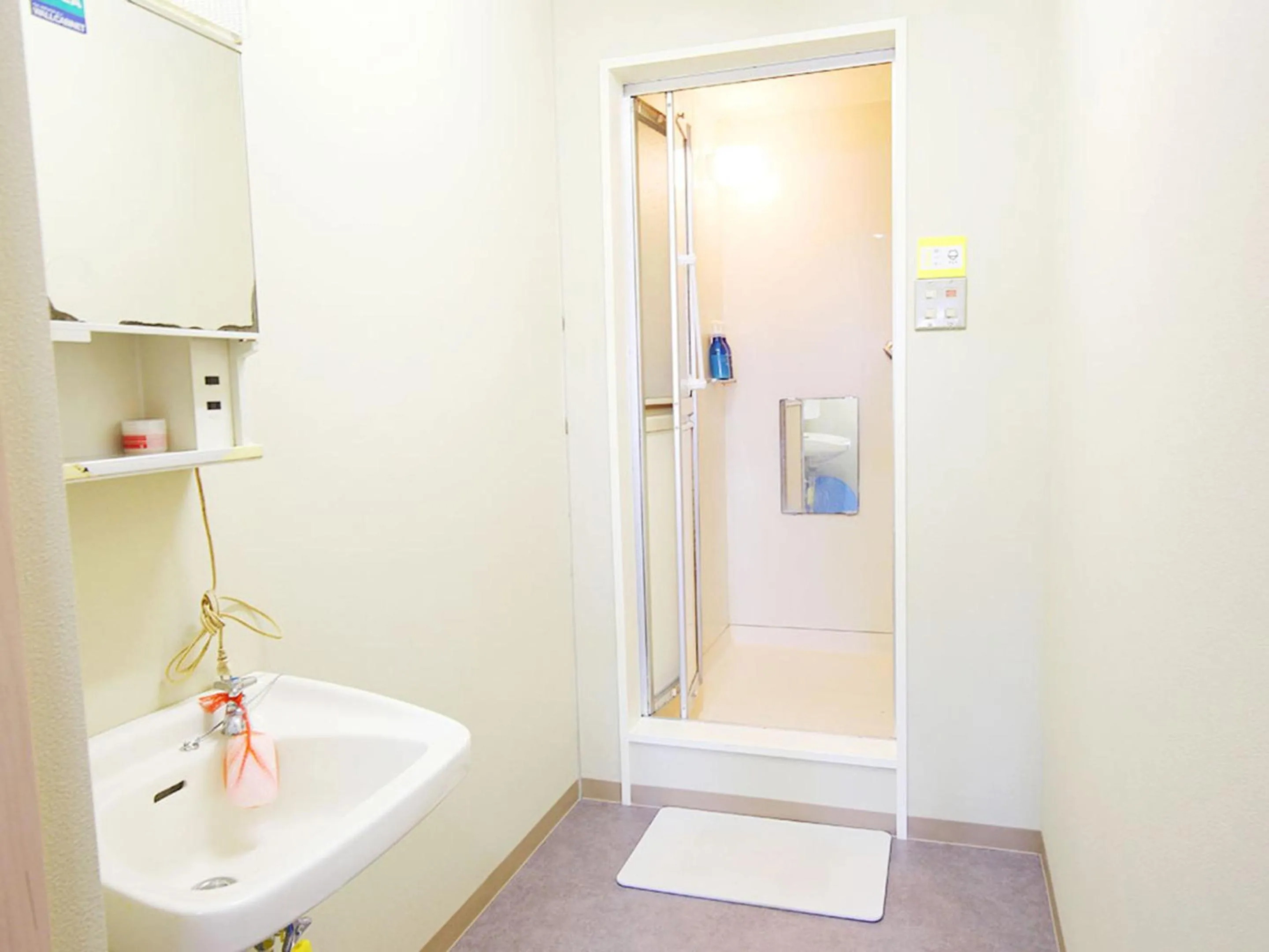 Bathroom in Hostel J Culture168