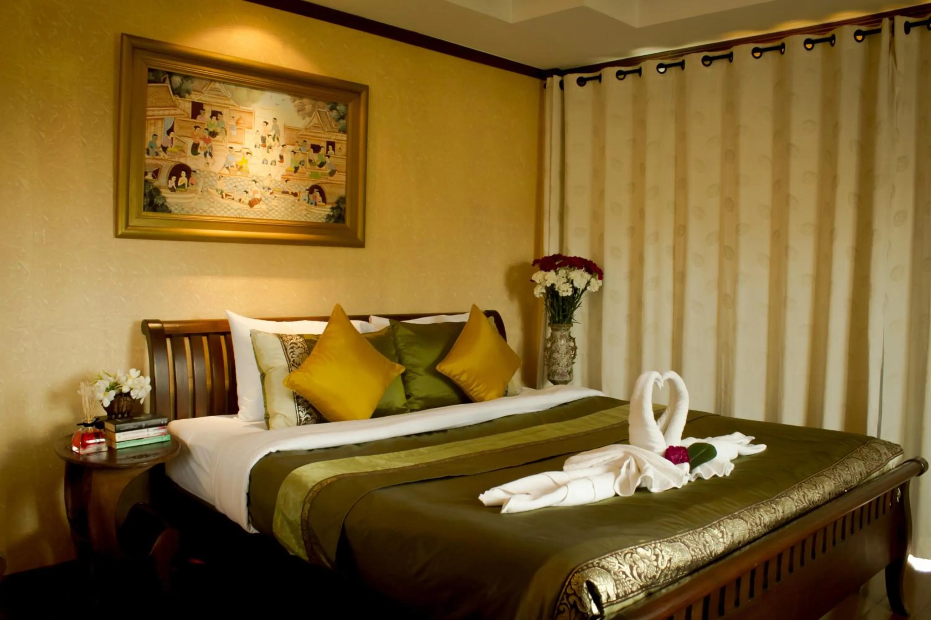 Photo of the whole room, Bed in Hua Hin White Villa Hotel - SHA Certified