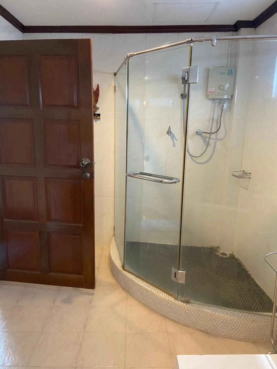 Hua Hin White Villa Hotel - SHA Certified