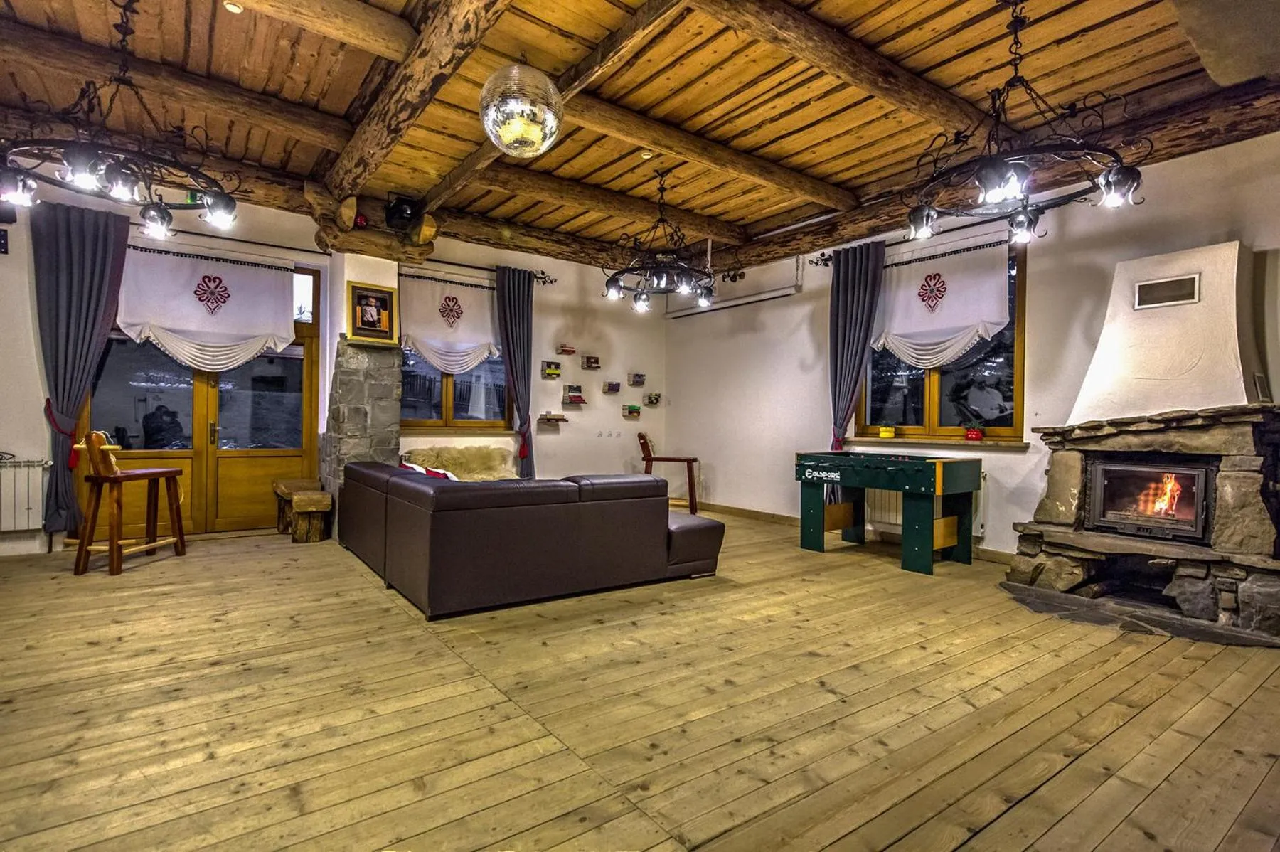 Communal lounge/ TV room in Moje Tatry Gluten Free