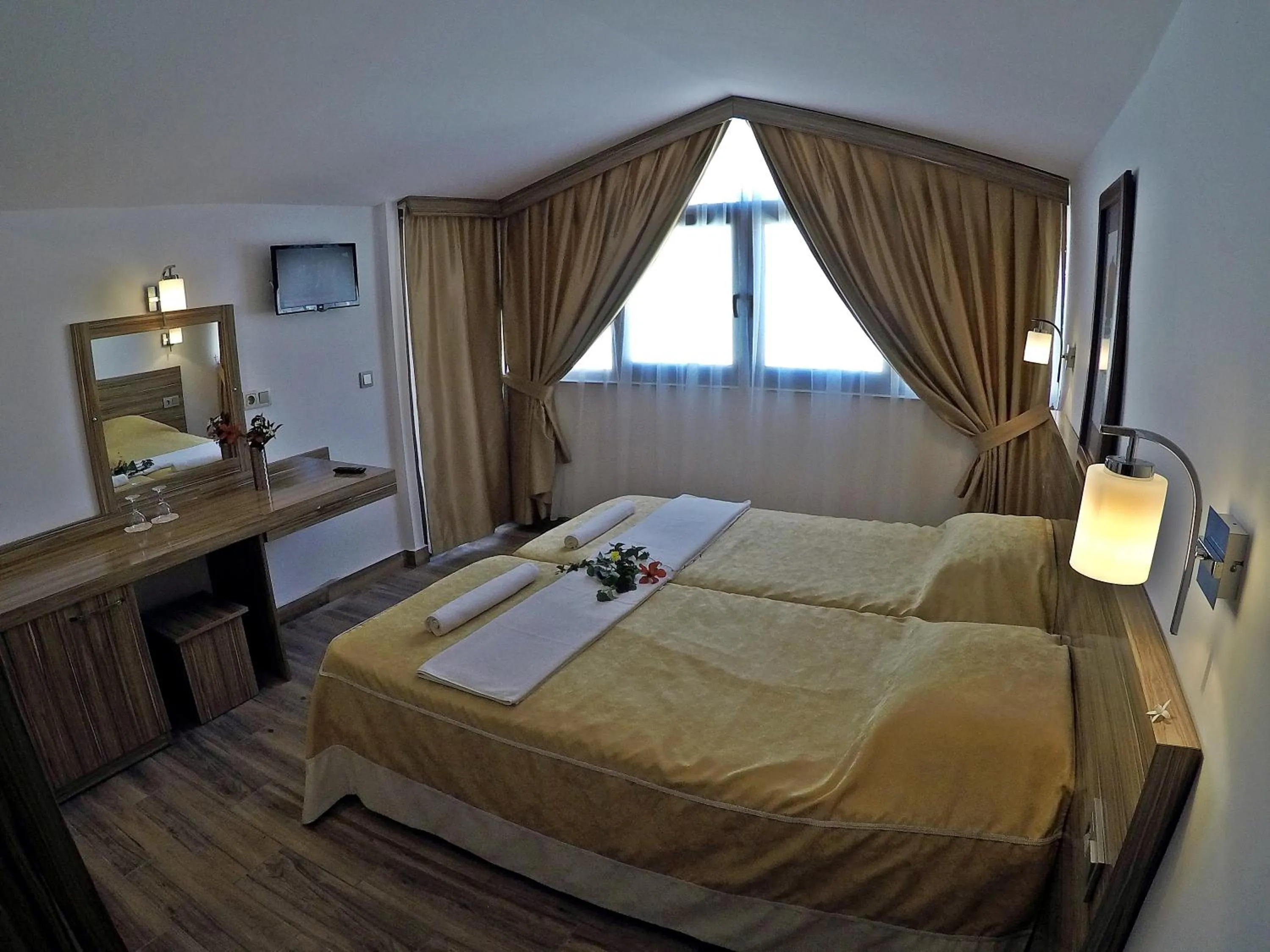 Photo of the whole room in Nar Hotel