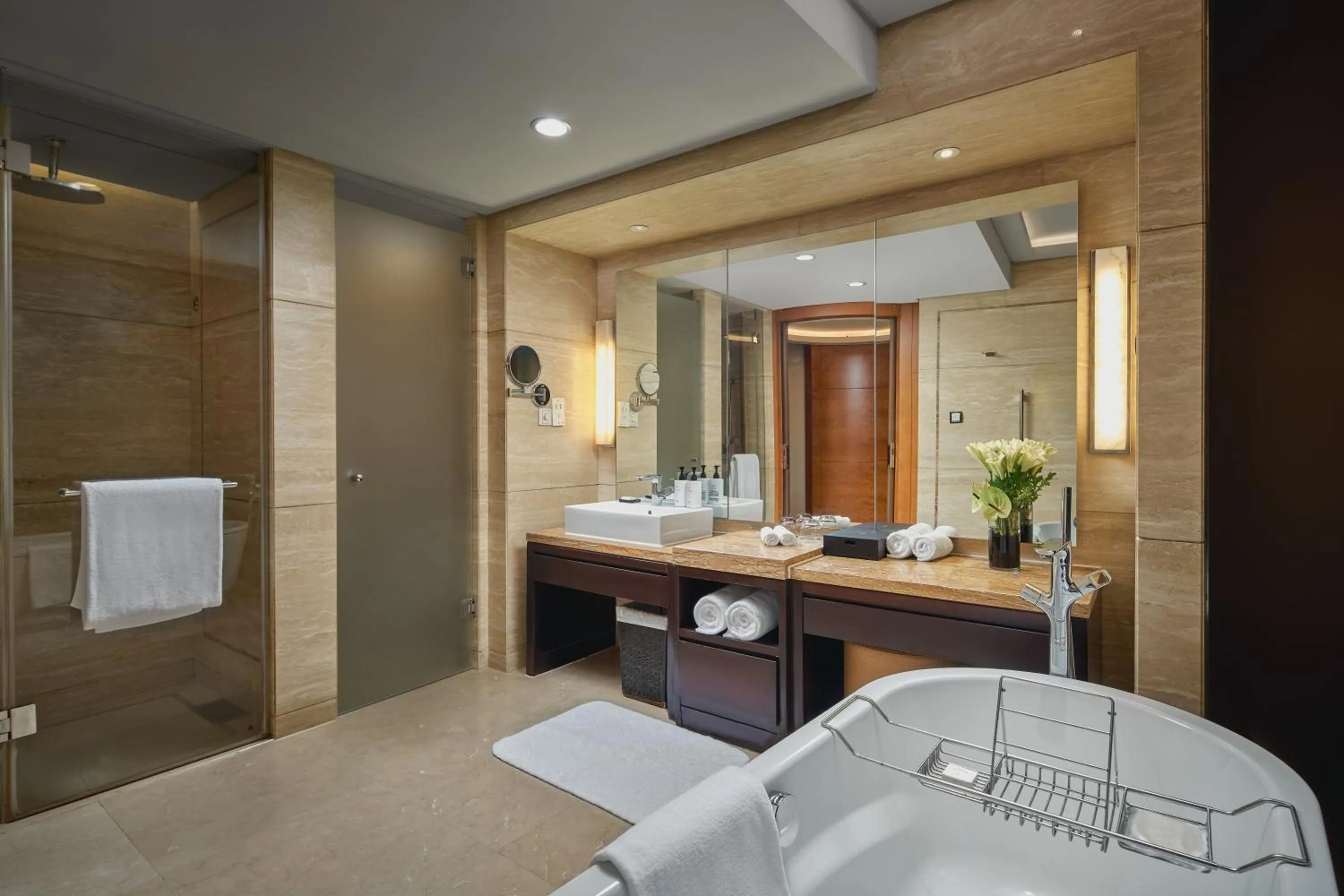 Bathroom in InterContinental Hangzhou ICC by IHG
