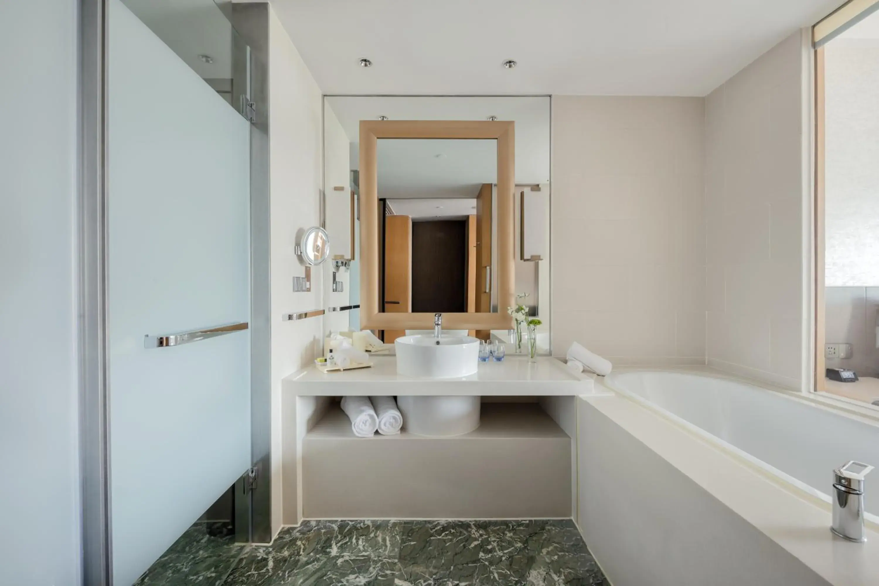 Bathroom in InterContinental Suzhou Hotel by IHG Bathroom in InterContinental Suzhou Hotel by IHG