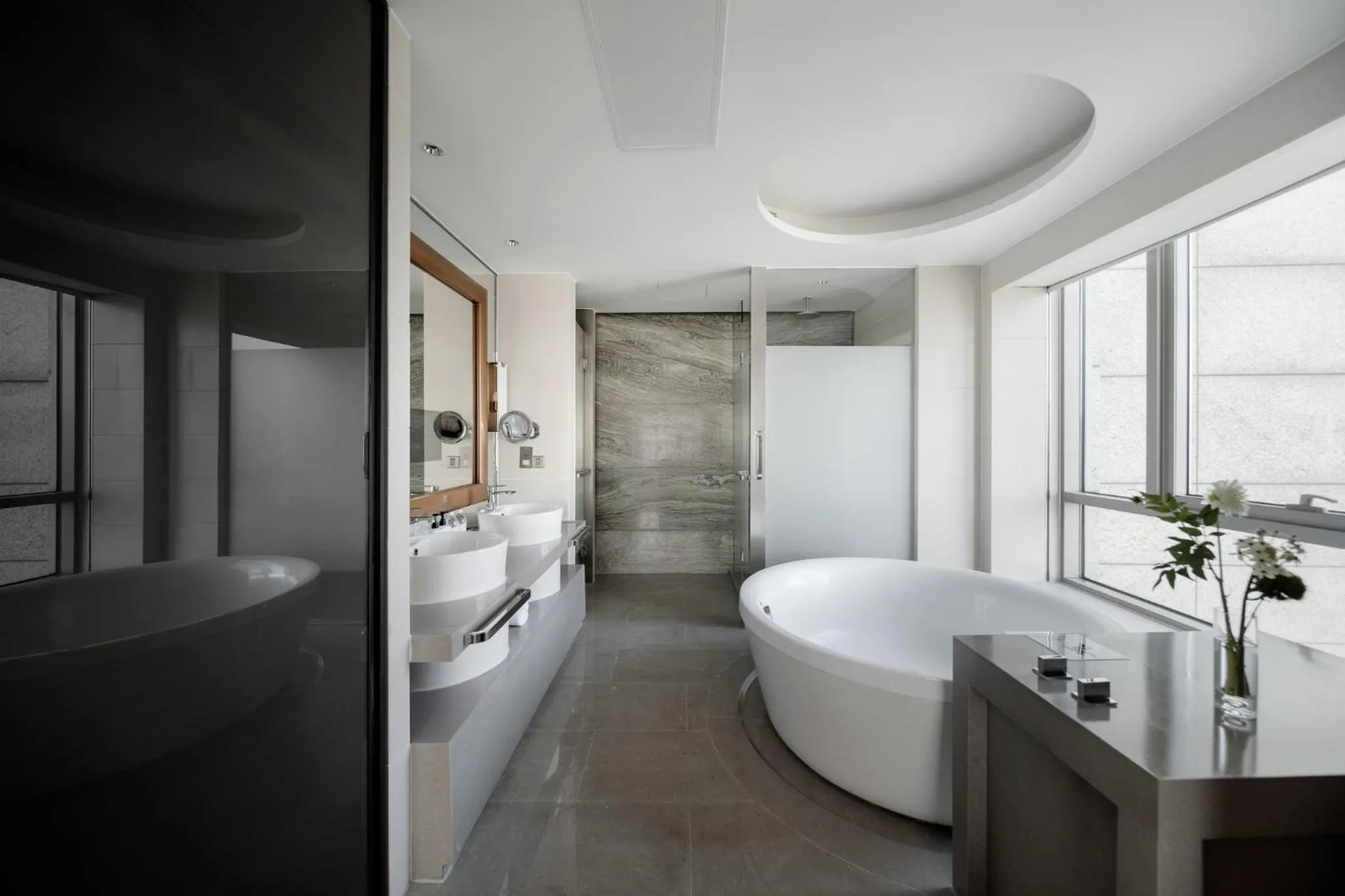 Bedroom in InterContinental Suzhou Hotel by IHG