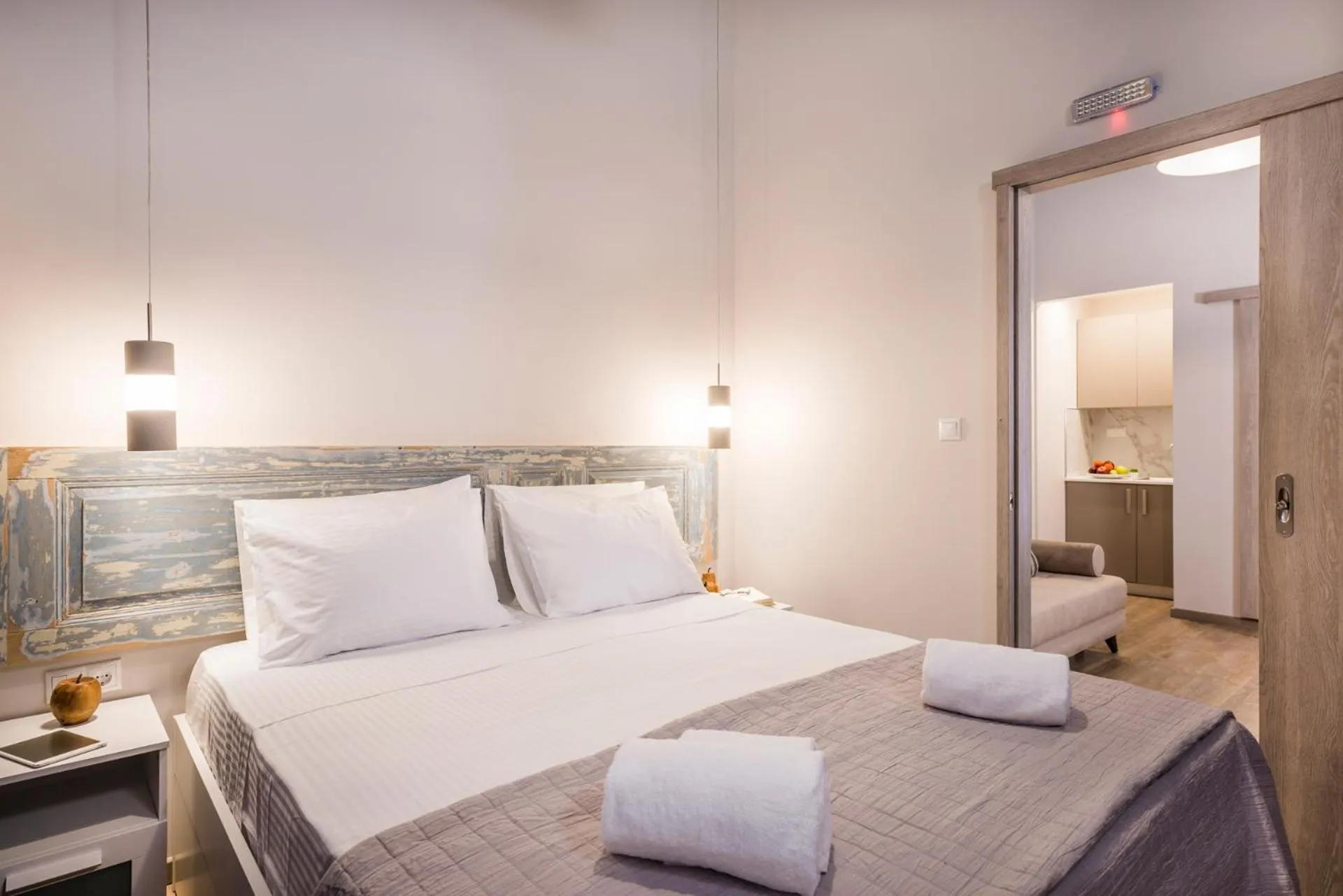 Bed in Camara Residence