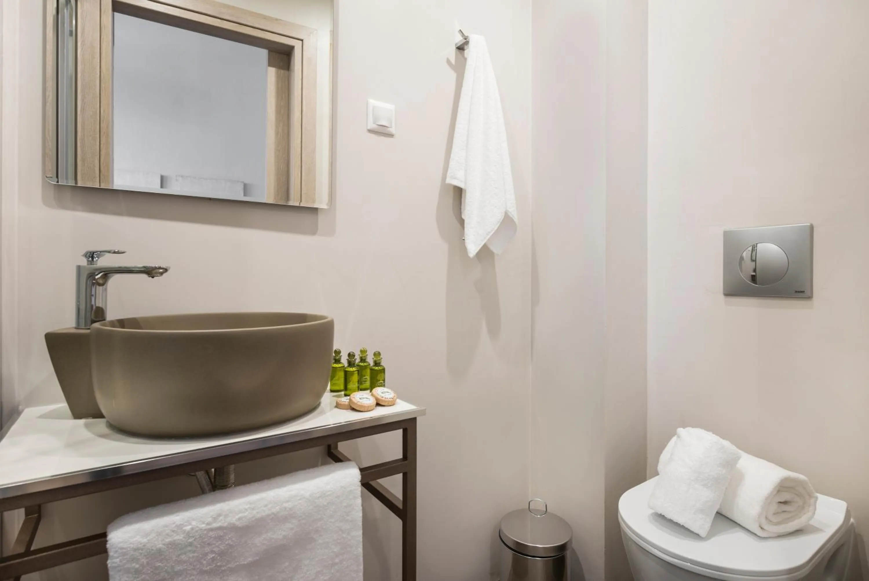 Bathroom in Camara Residence