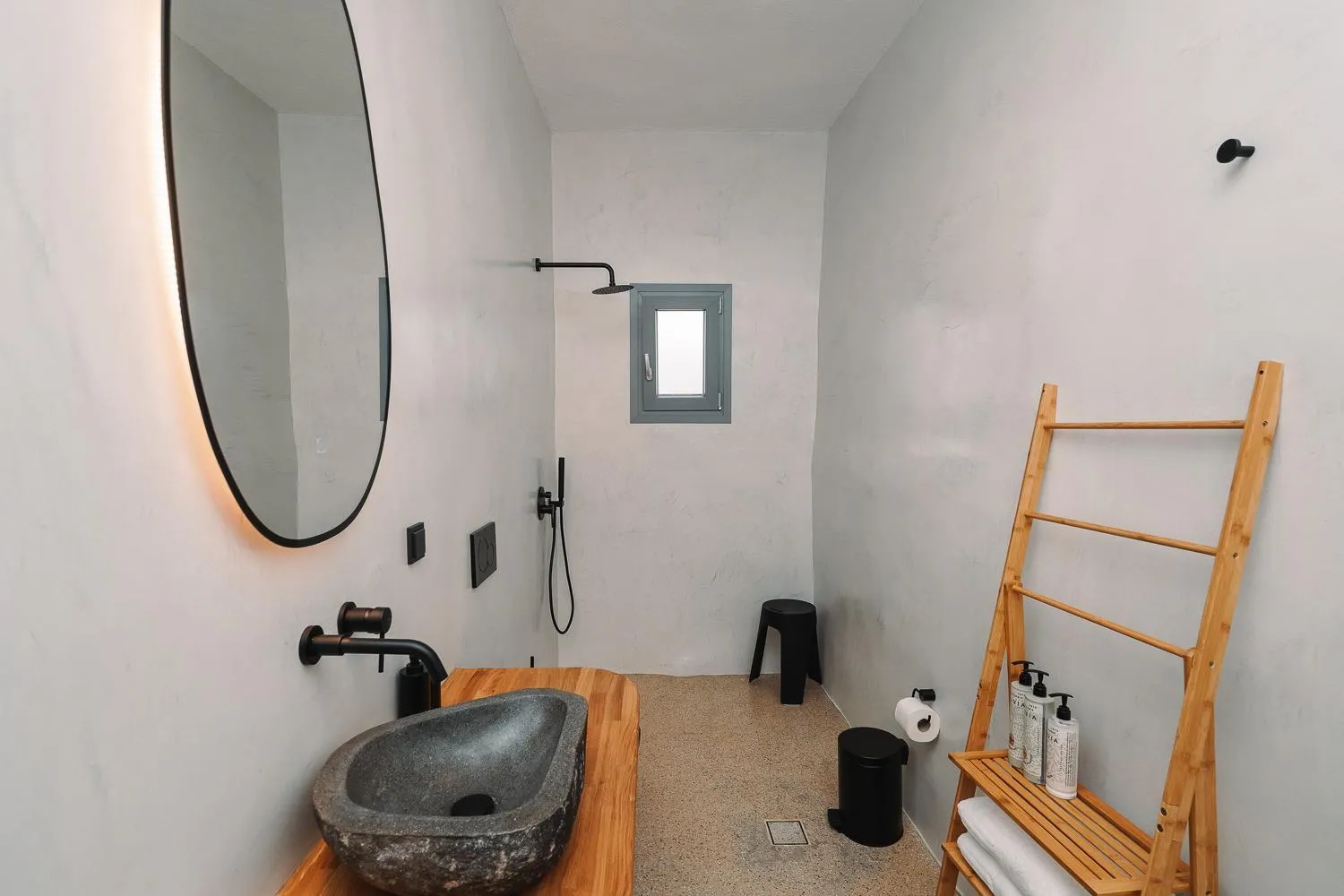 Bathroom in Cape Napos