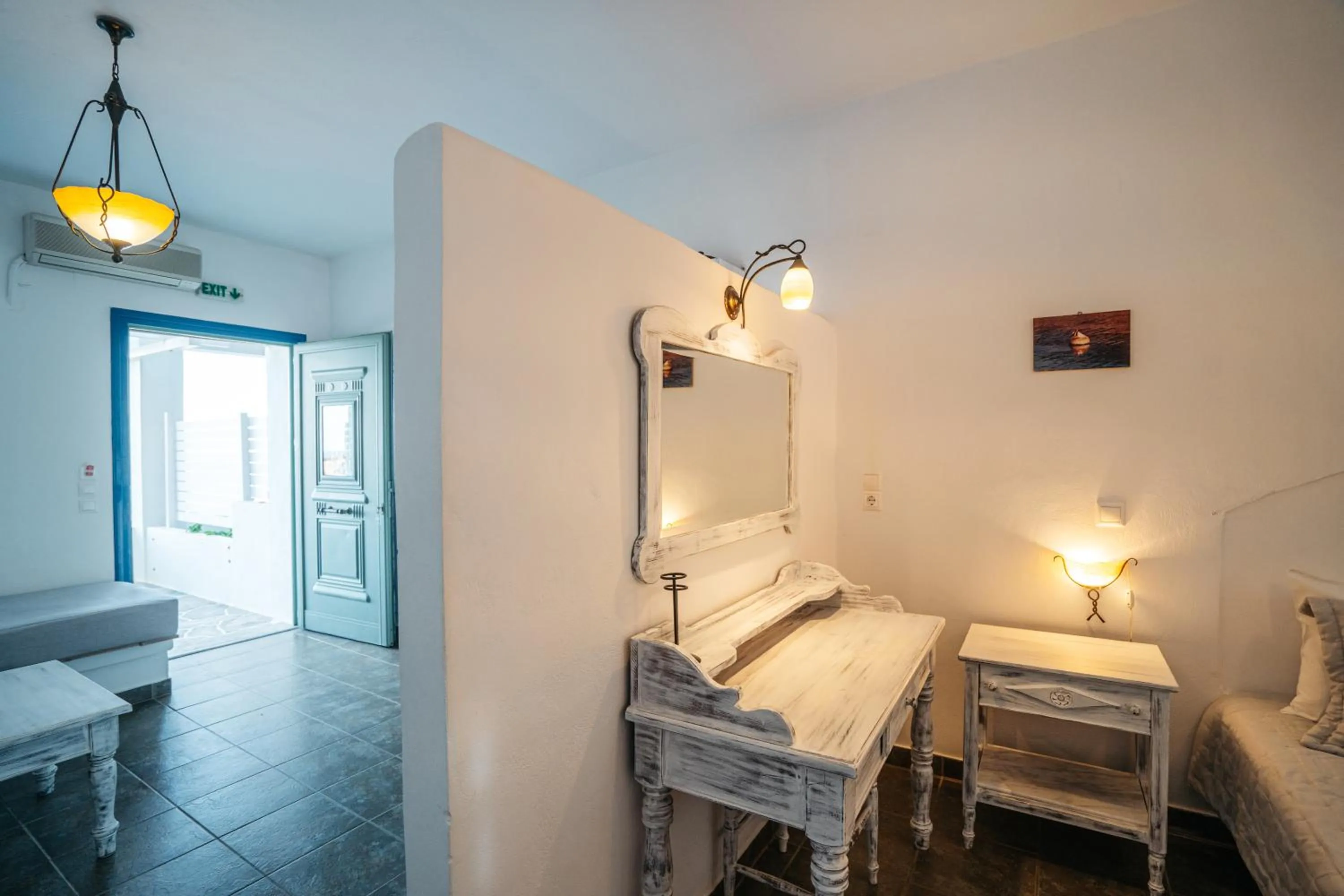 Photo of the whole room, Bed in Cape Napos