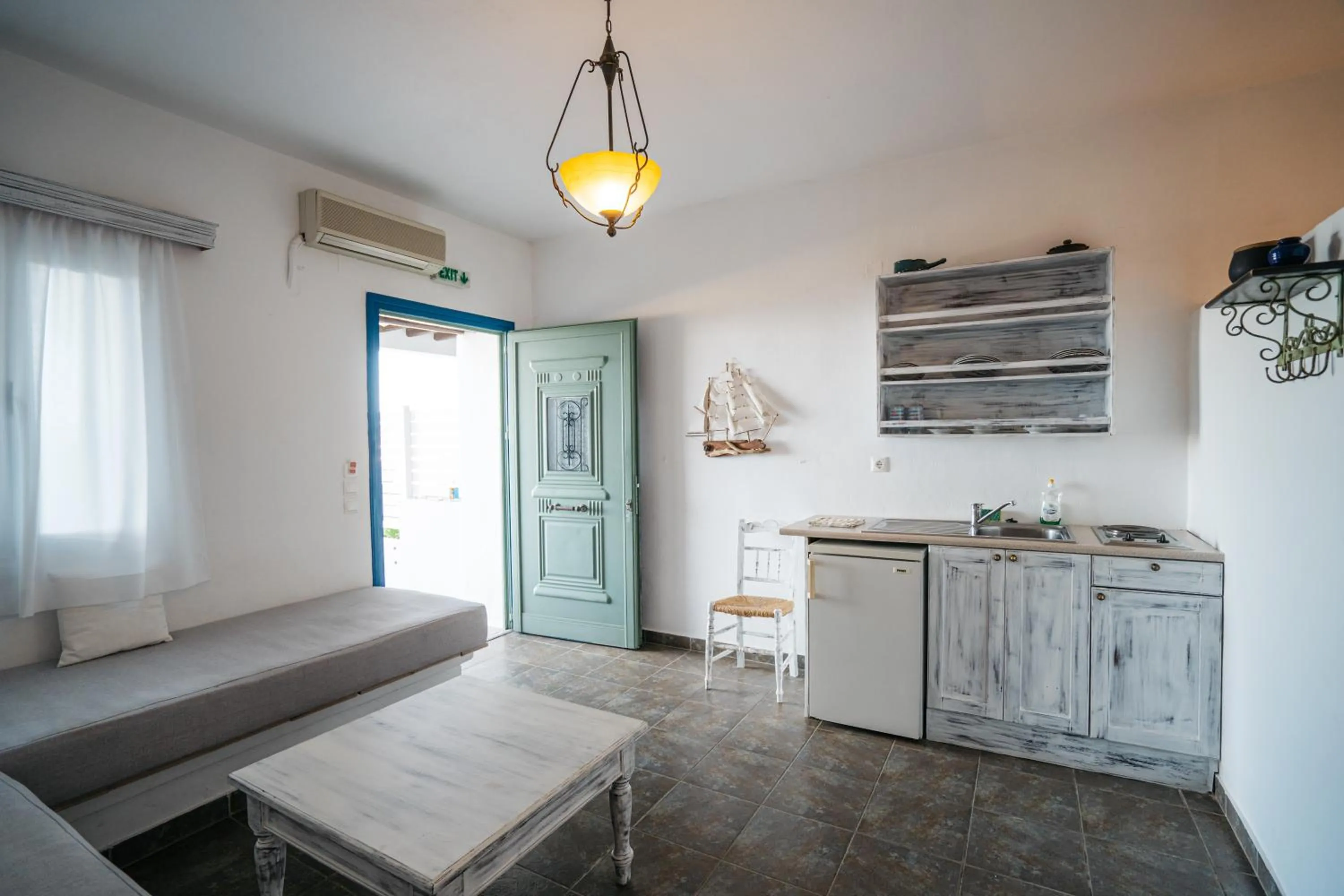 Kitchen or kitchenette in Cape Napos