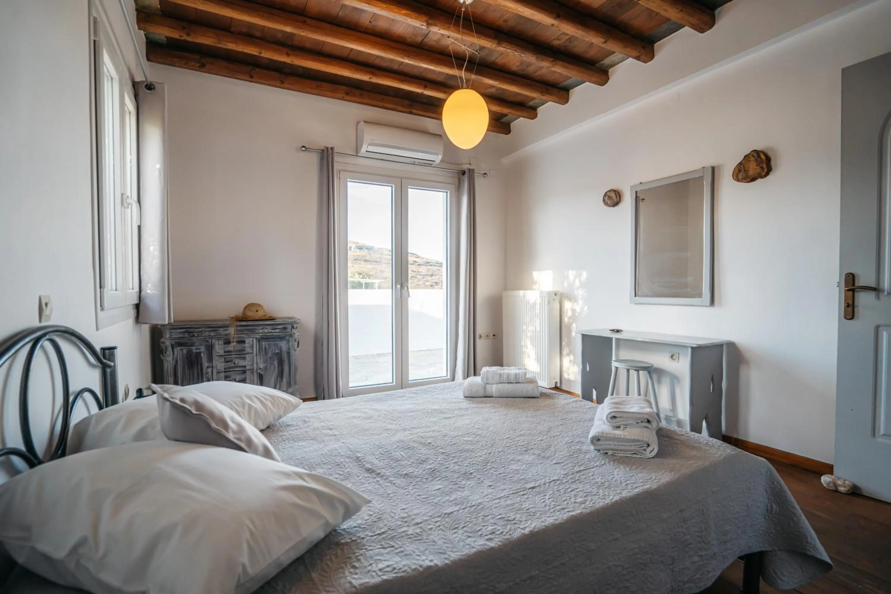 Bedroom, Bed in Cape Napos