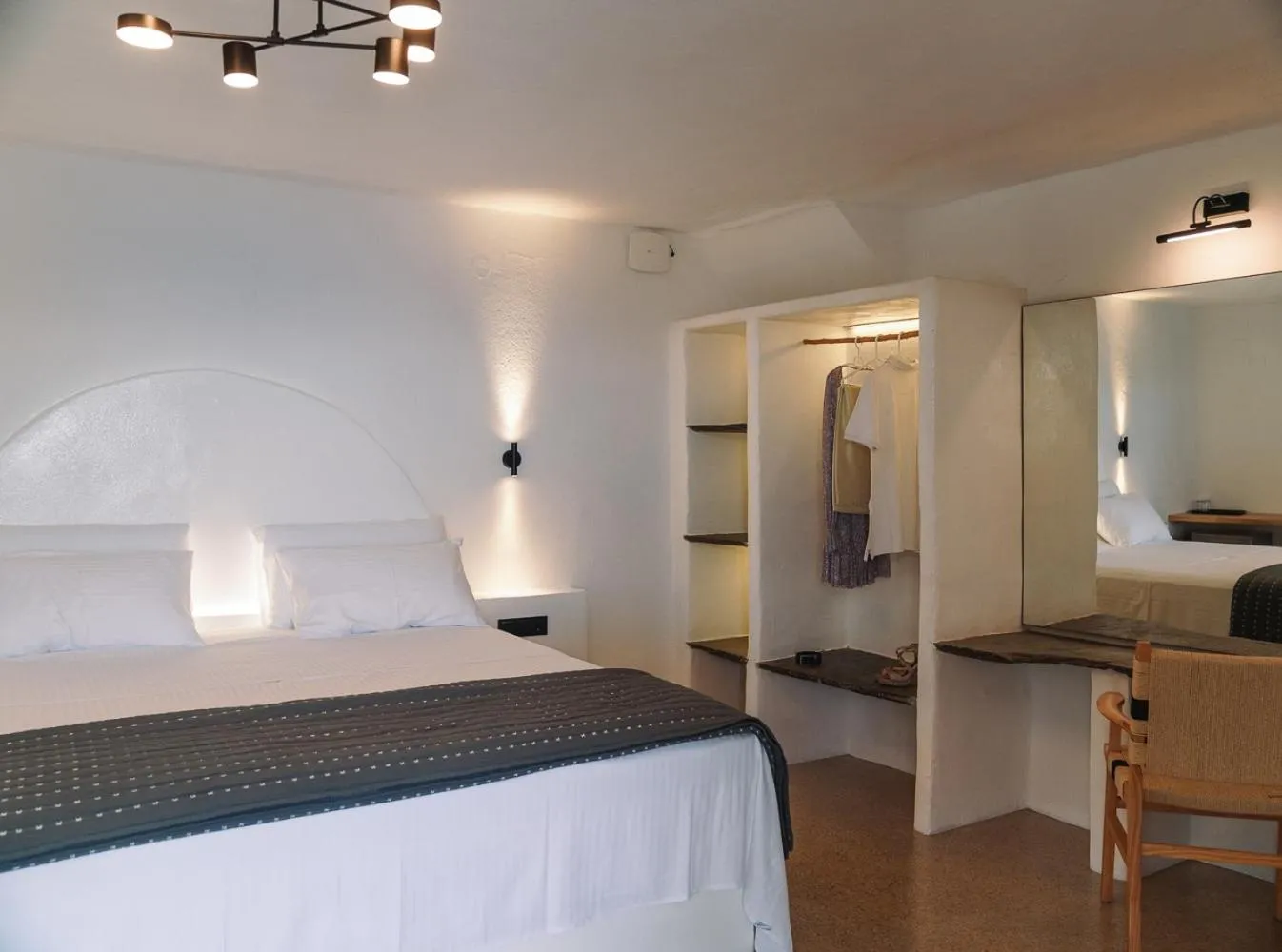 Bed in Cape Napos