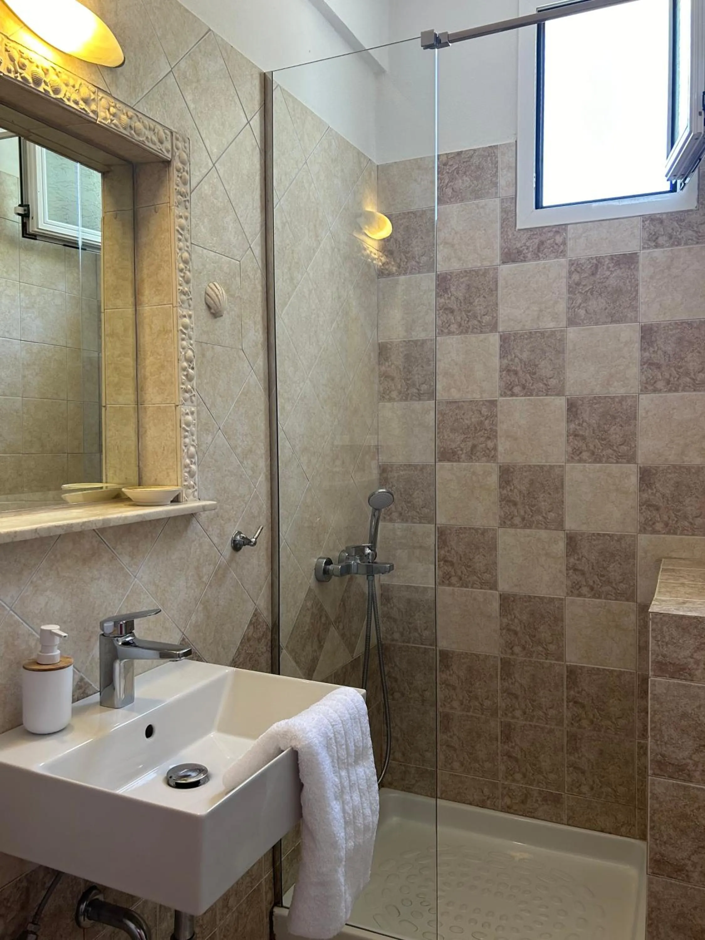 Bathroom in Cape Napos