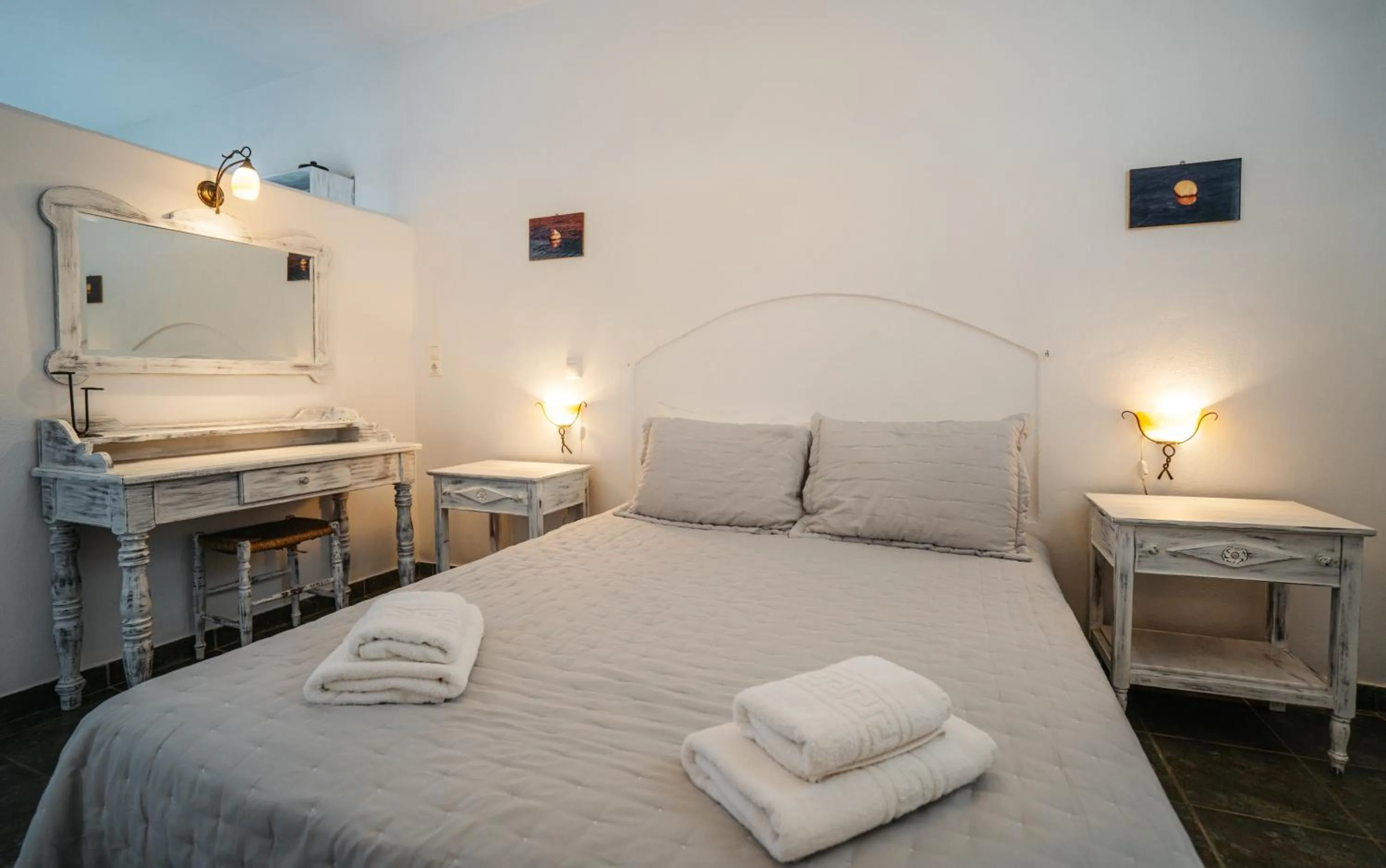 Bedroom, Bed in Cape Napos