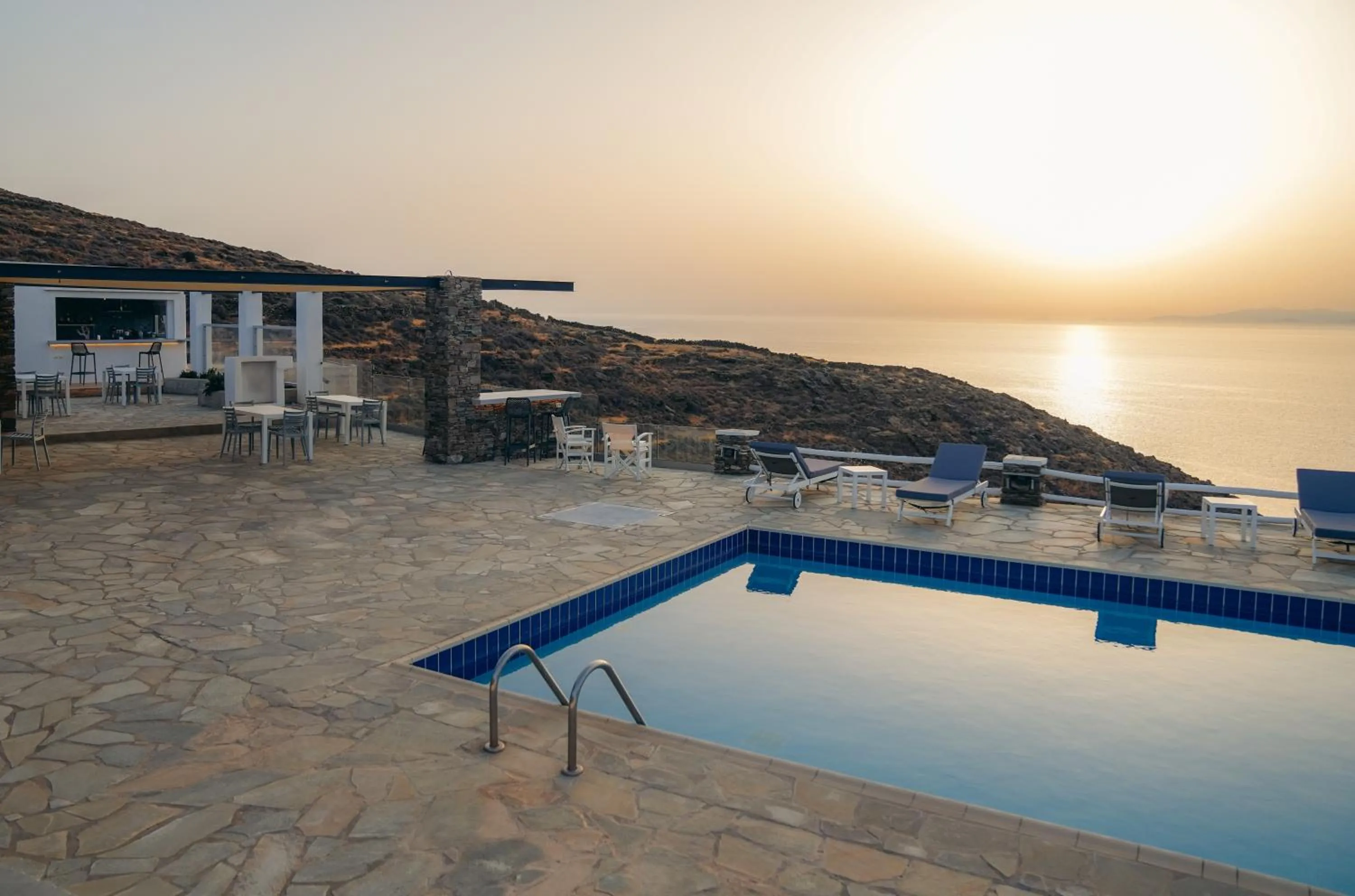 Swimming pool in Cape Napos