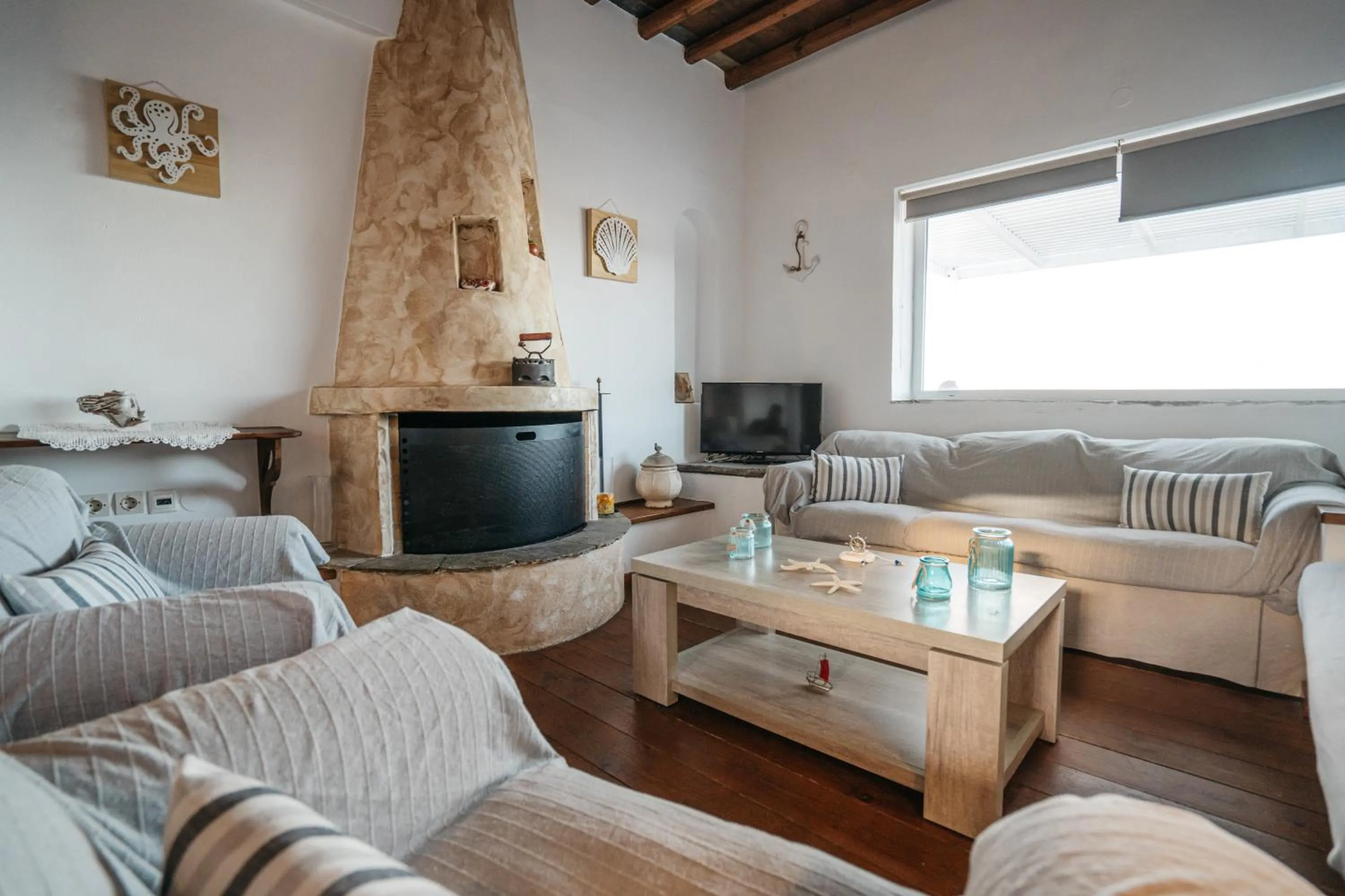 Living room in Cape Napos