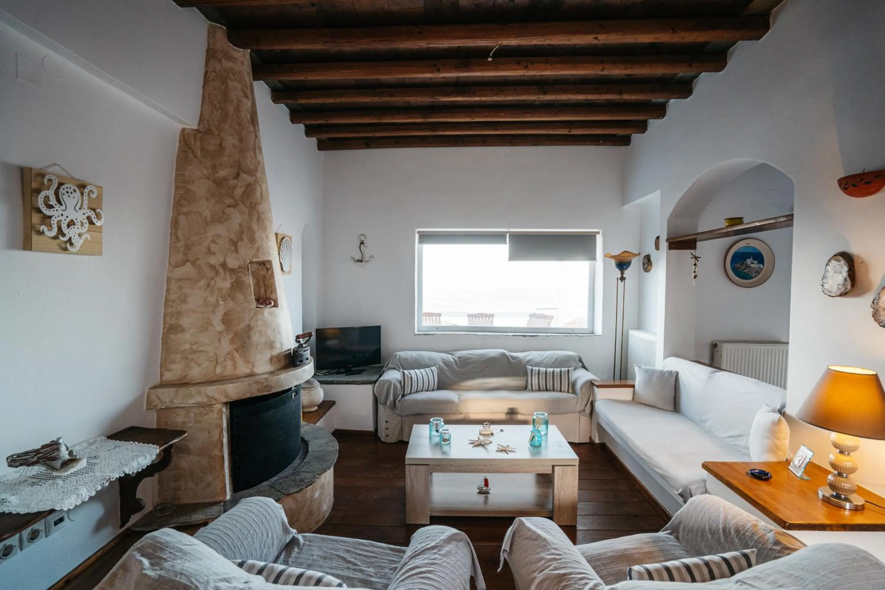 Seating area in Cape Napos
