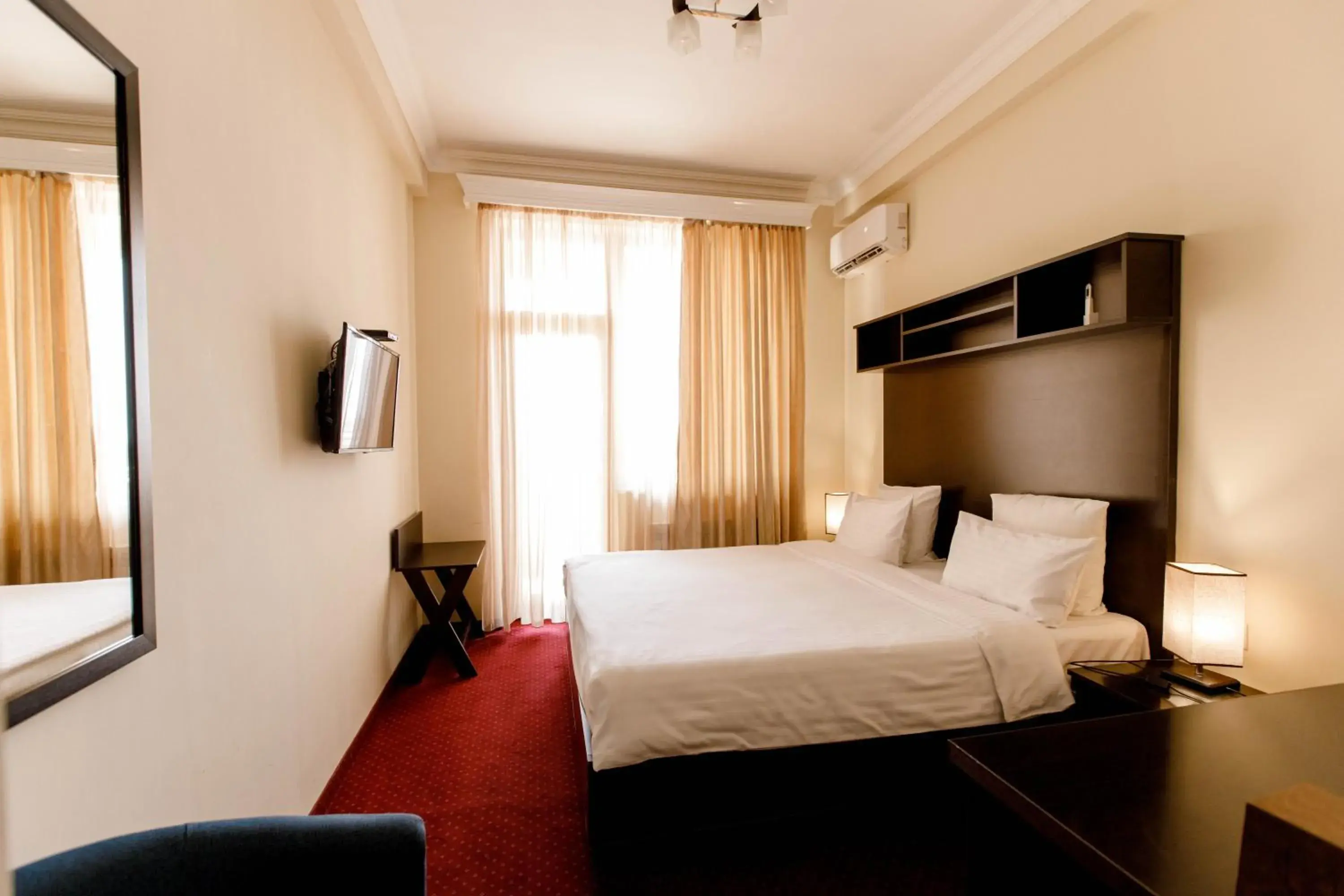 Standard Double Room with Mount Ararat View in 14 Floor Hotel Standard Double Room with Mount Ararat View in 14 Floor Hotel