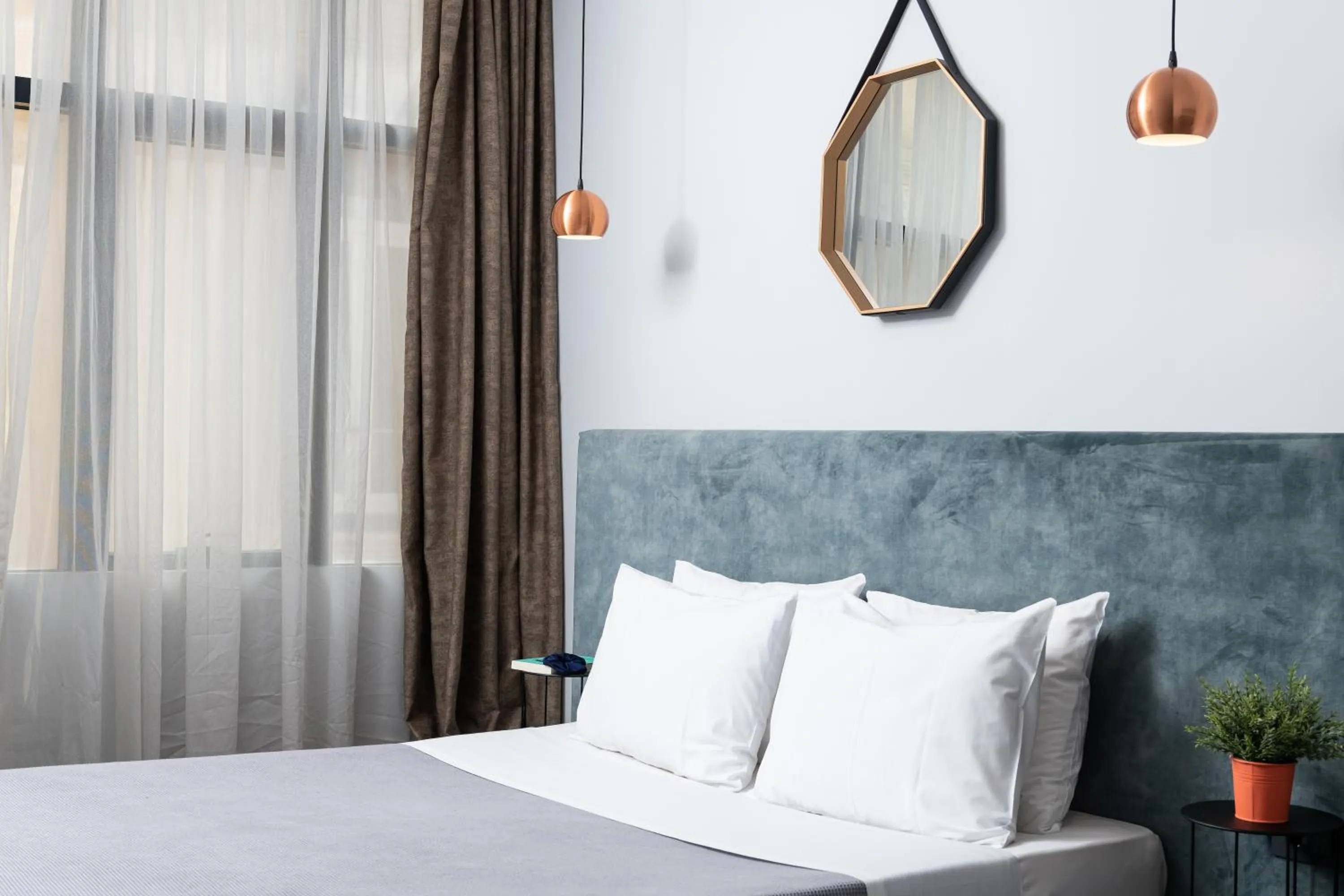 Bed in Enattica Monastiraki Living