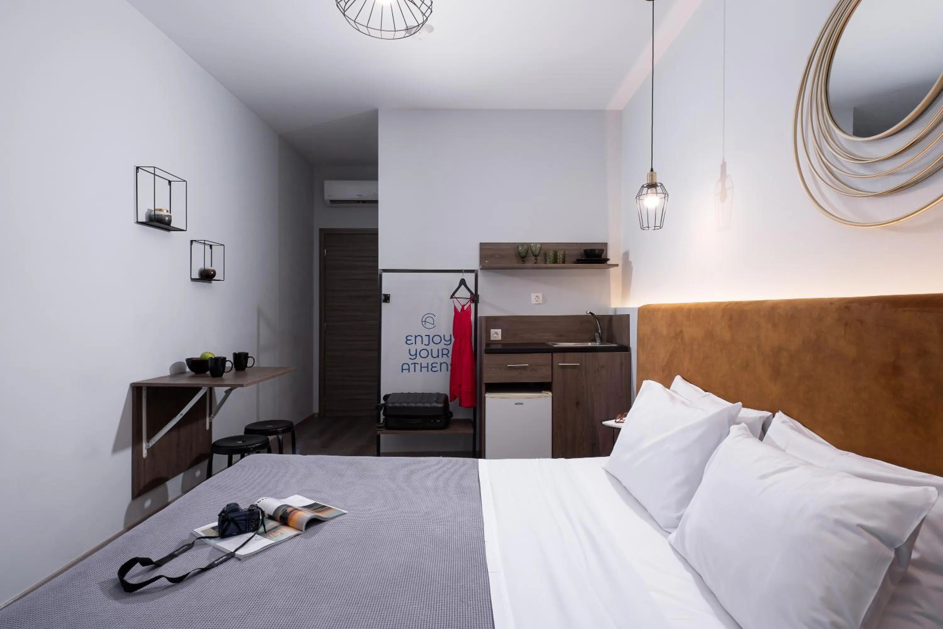 Bed in Enattica Monastiraki Living