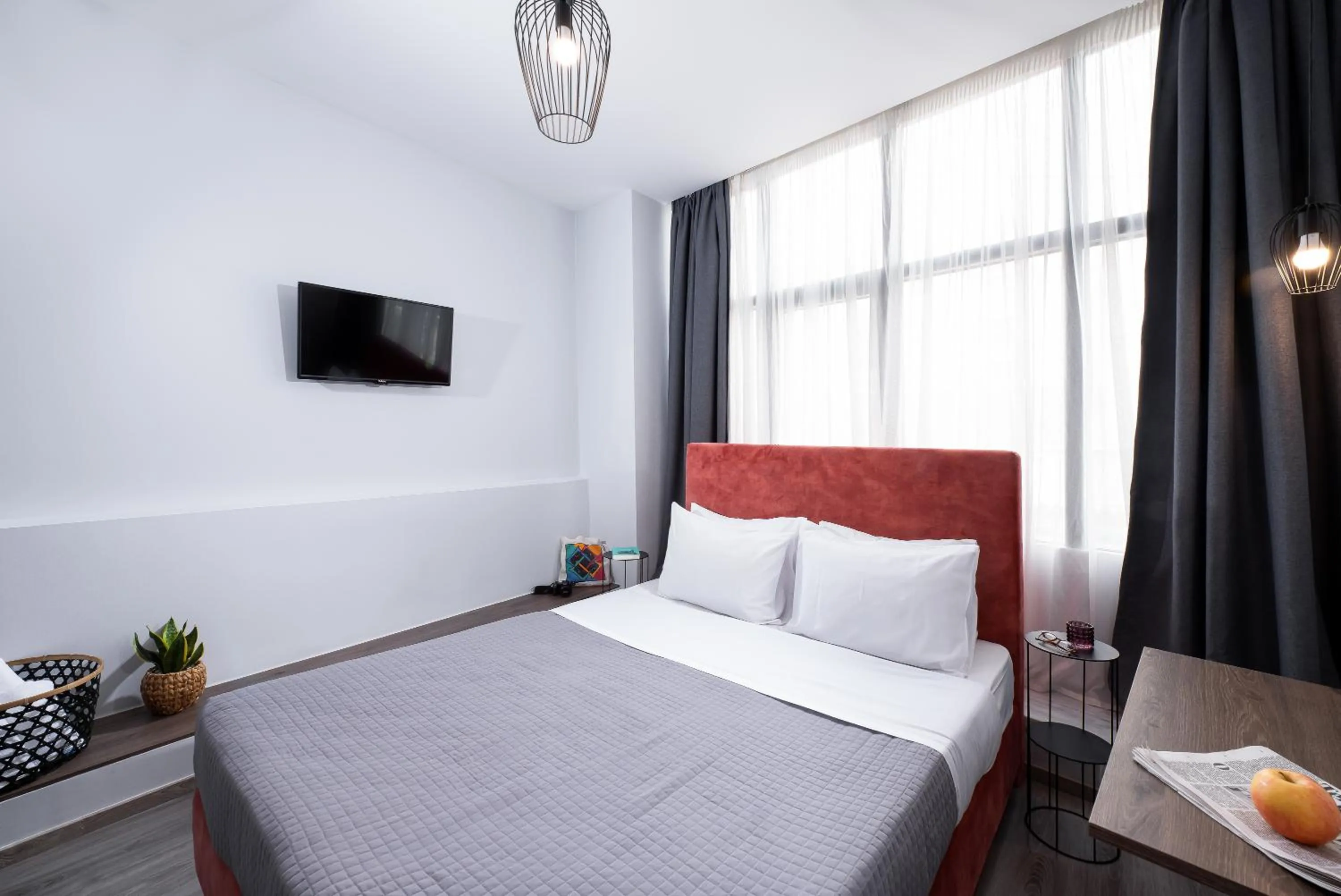 Communal lounge/ TV room, Bed in Enattica Monastiraki Living