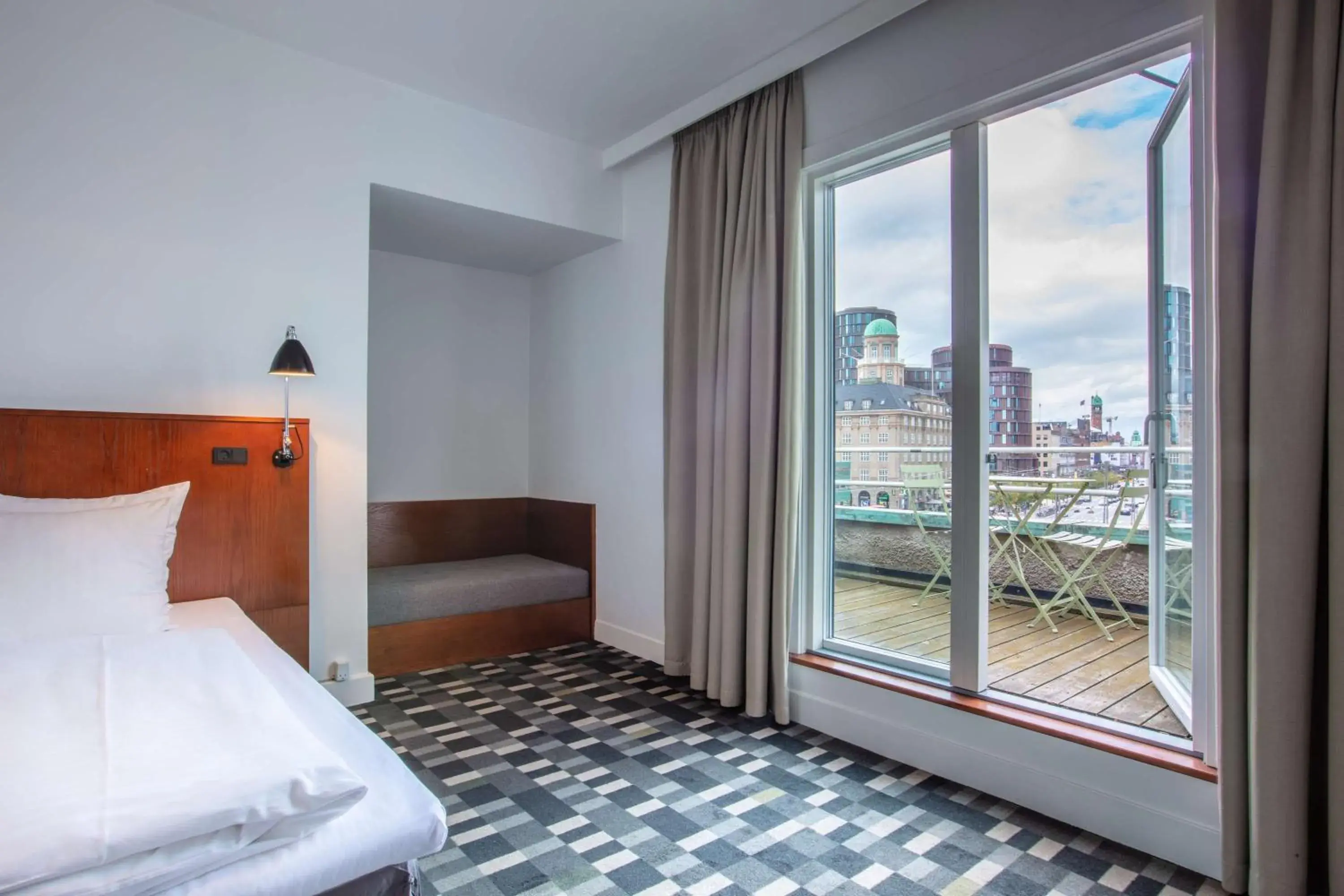 Bedroom, Bed in Hotel Astoria, Best Western Signature Collection Bedroom, Bed in Hotel Astoria, Best Western Signature Collection