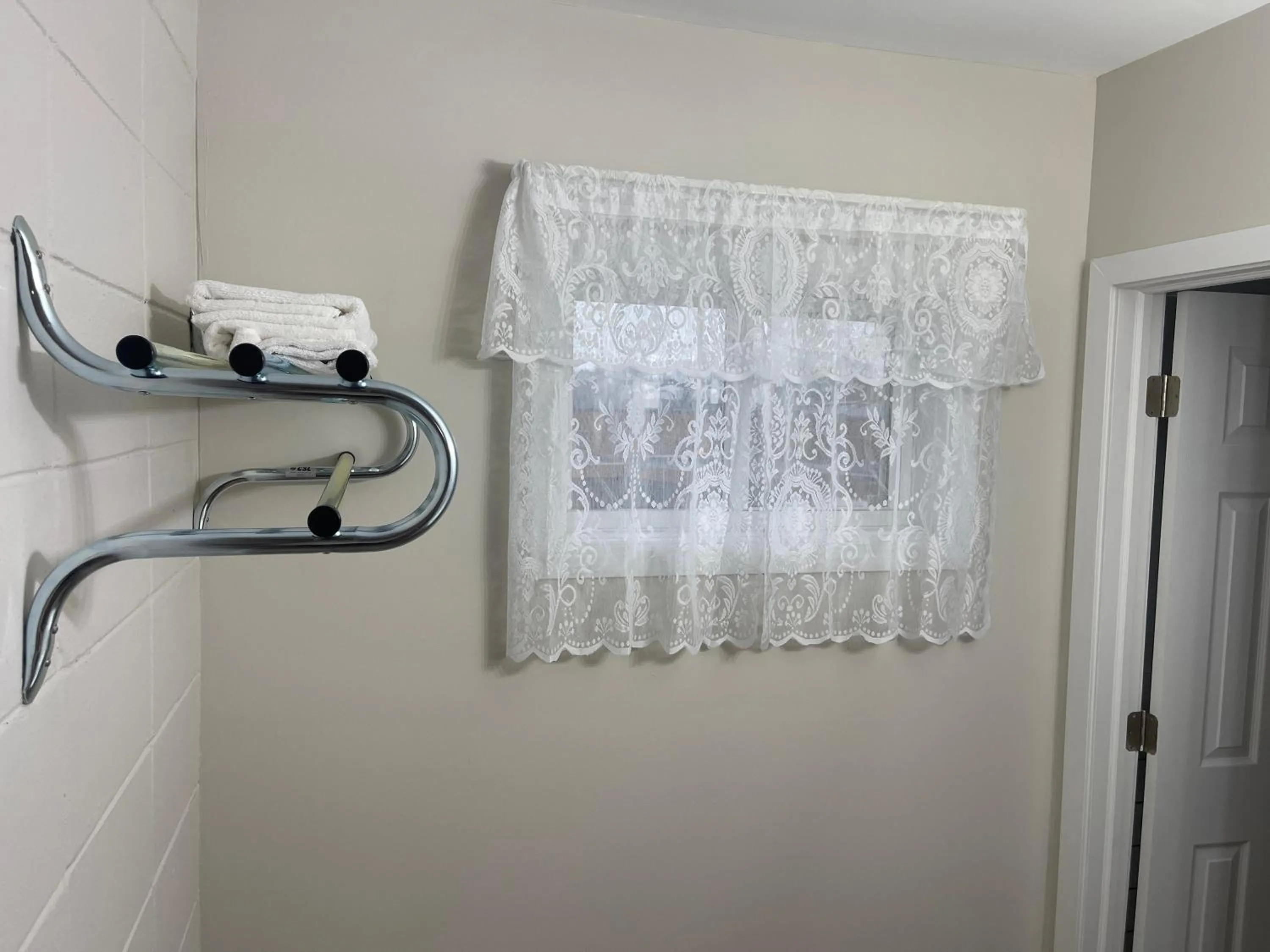 Shower in Inn On Pim