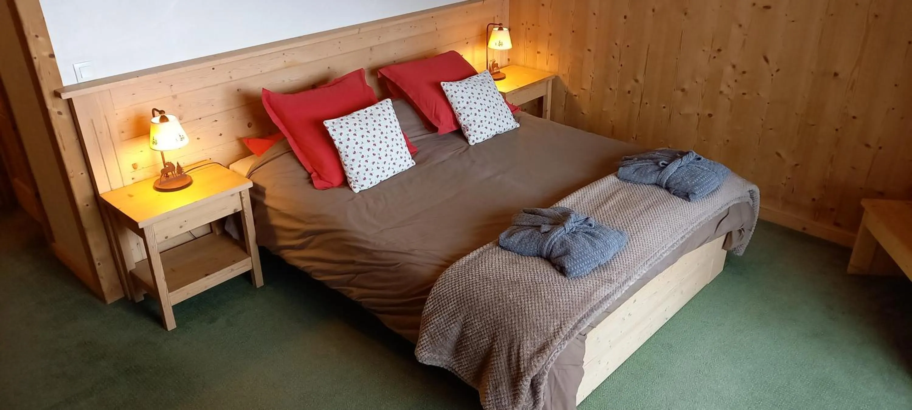 Bed in Chalet Matsuzaka - chambres d'hôtes de luxe