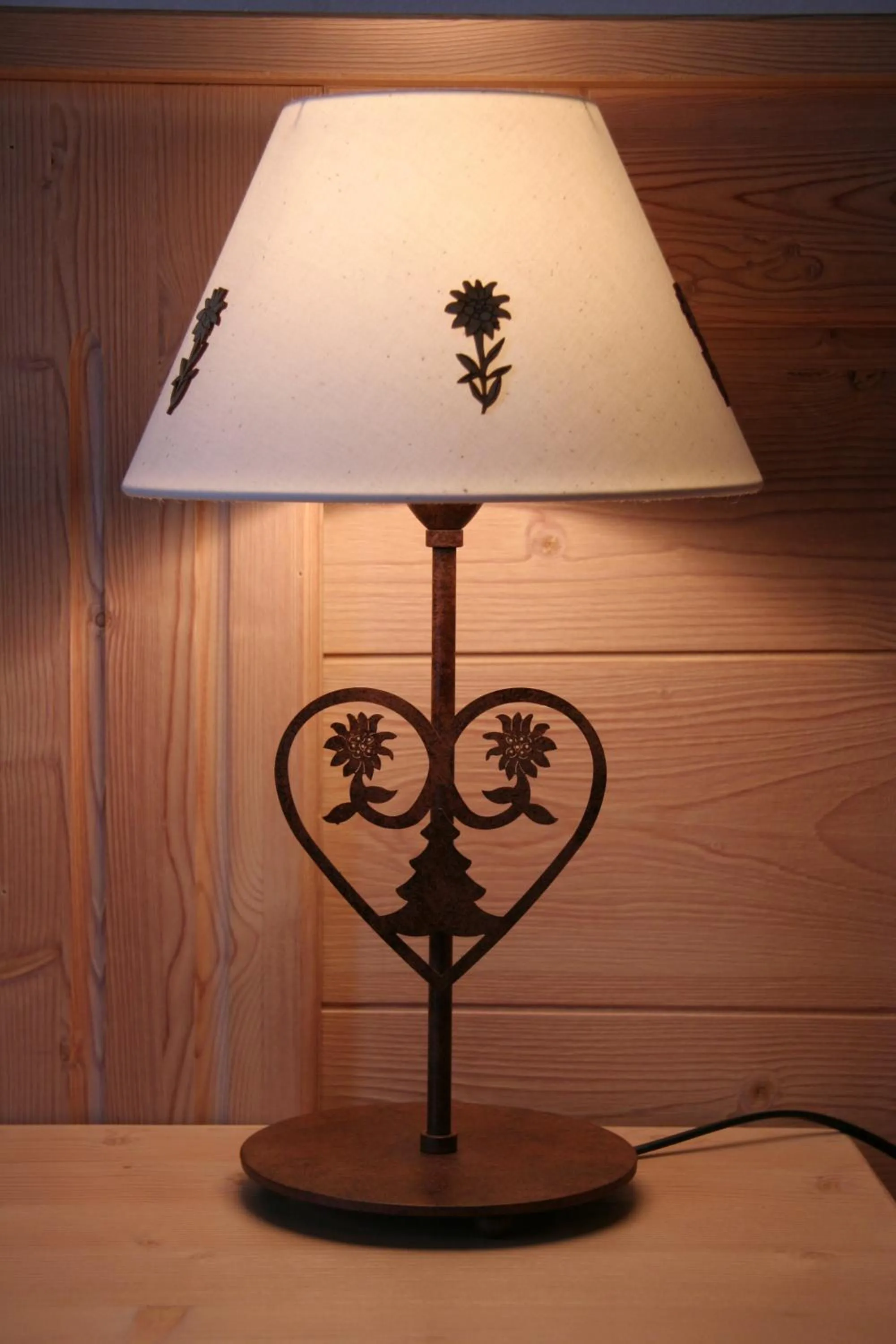 Decorative detail in Chalet Matsuzaka - chambres d'hôtes de luxe