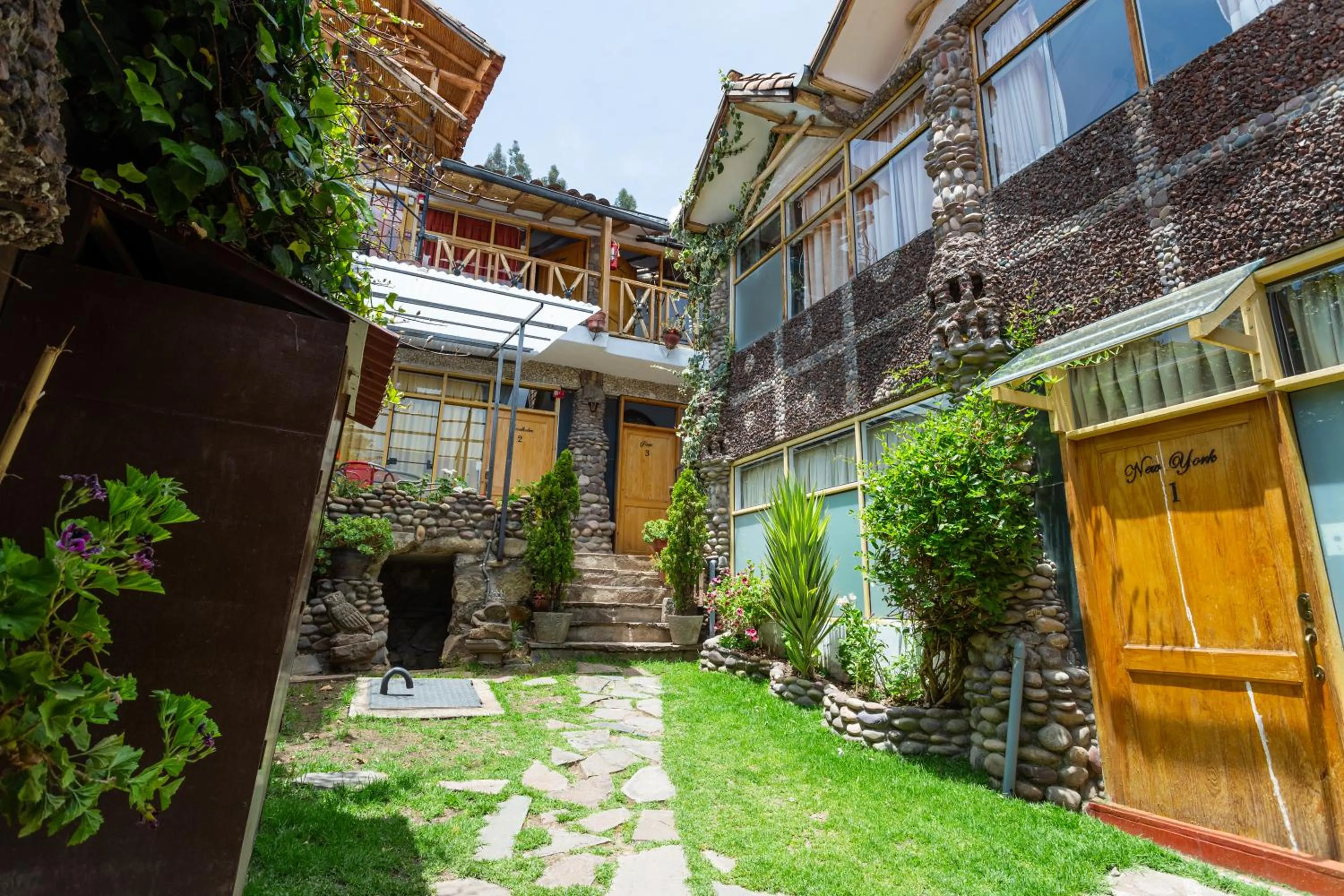 Cities of the World - Apartments Cusco