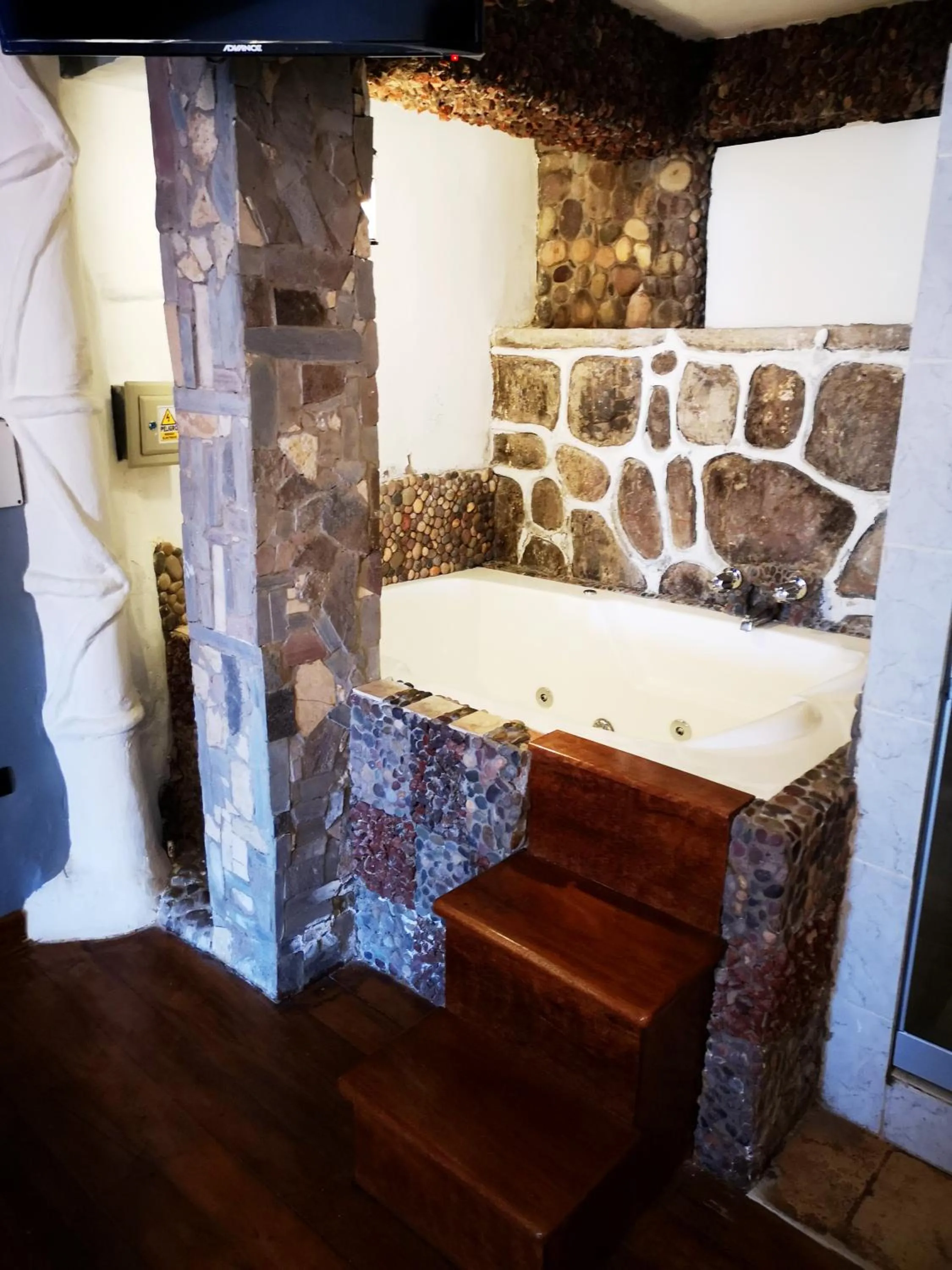 Hot Tub in Cities of the World - Apartments Cusco