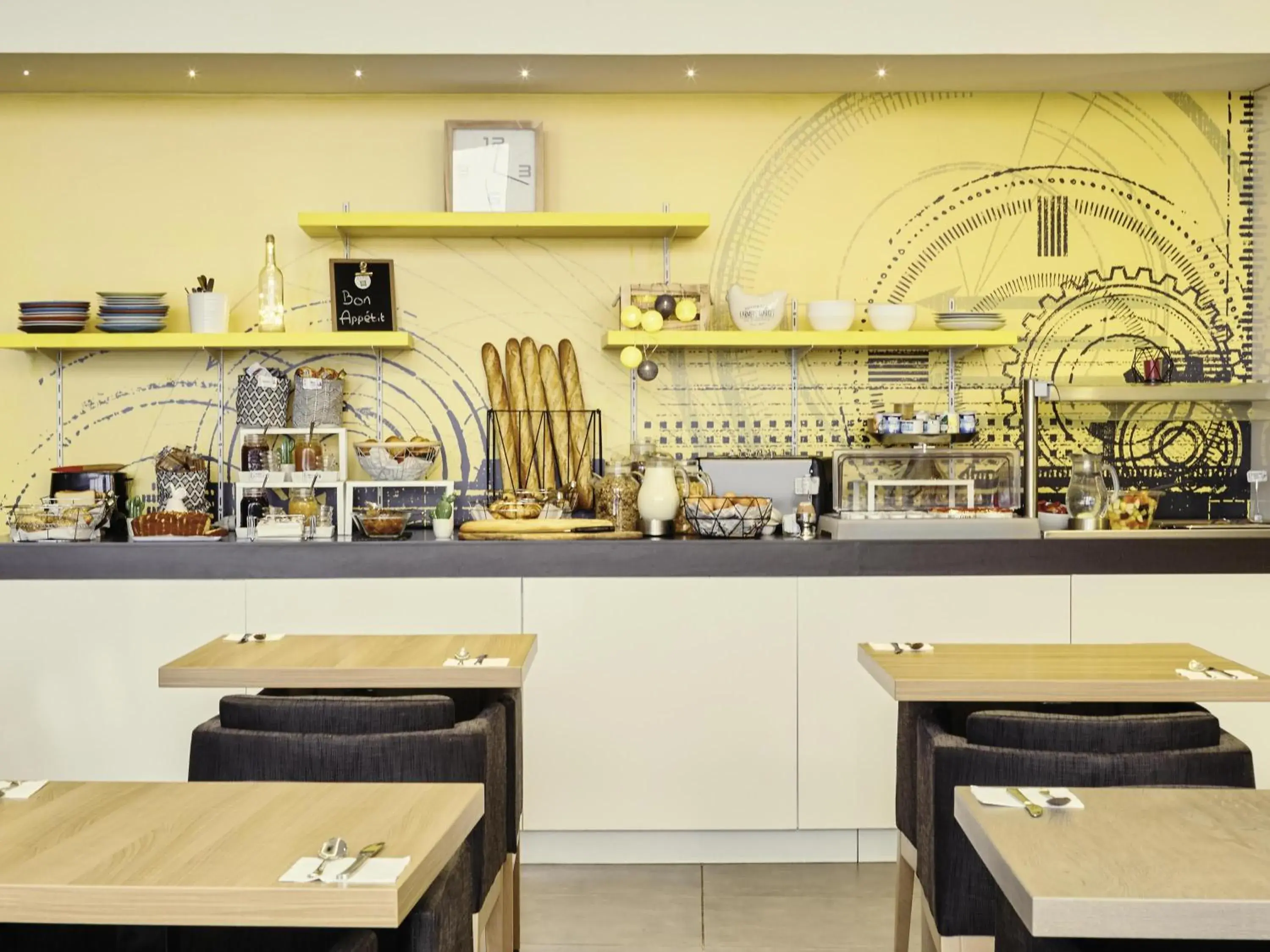 Breakfast in ibis Styles Marseille Gare Saint-Charles Breakfast in ibis Styles Marseille Gare Saint-Charles