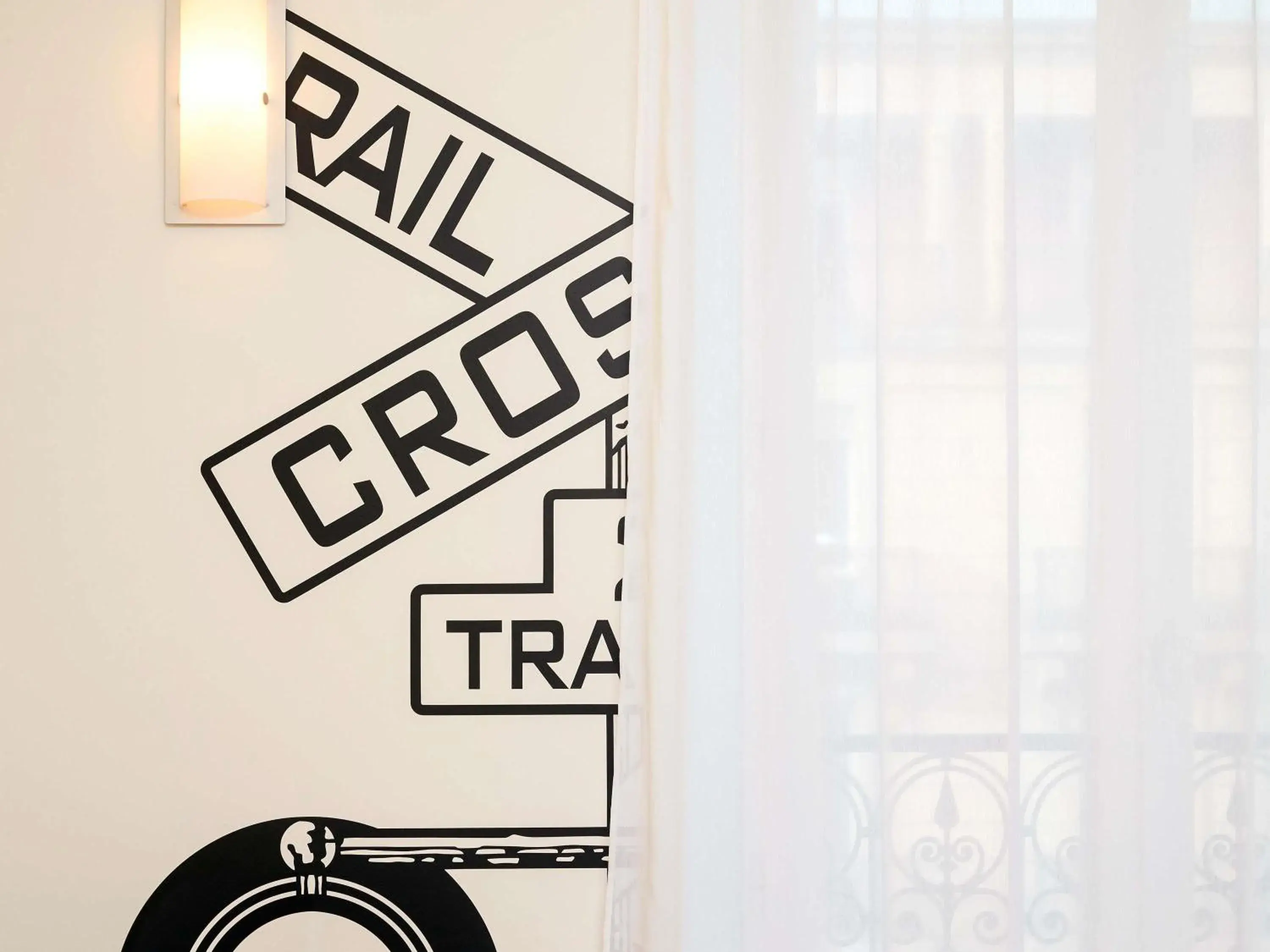 Bedroom in ibis Styles Marseille Gare Saint-Charles Bedroom in ibis Styles Marseille Gare Saint-Charles