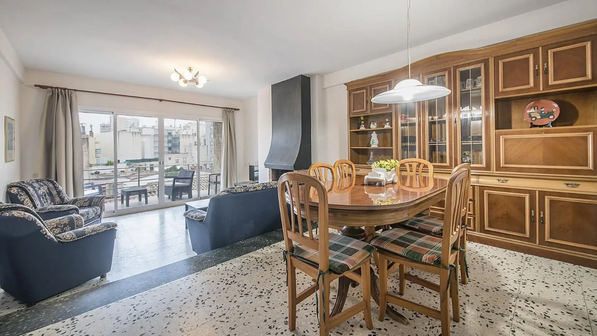 R28 APARTAMENTO MONTSERRAT 11-3 R28 APARTAMENTO MONTSERRAT 11-3