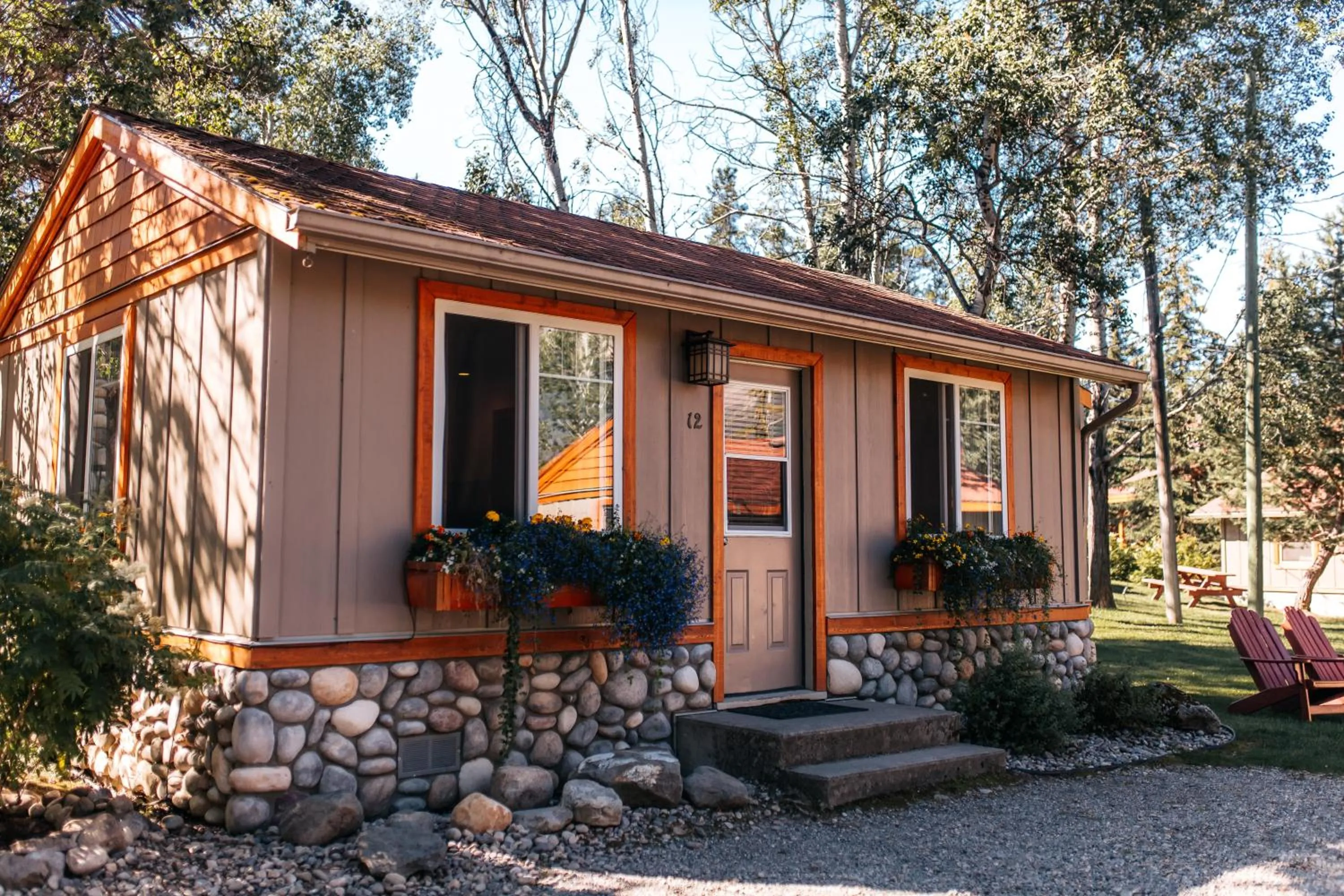 Patricia Lake Bungalows