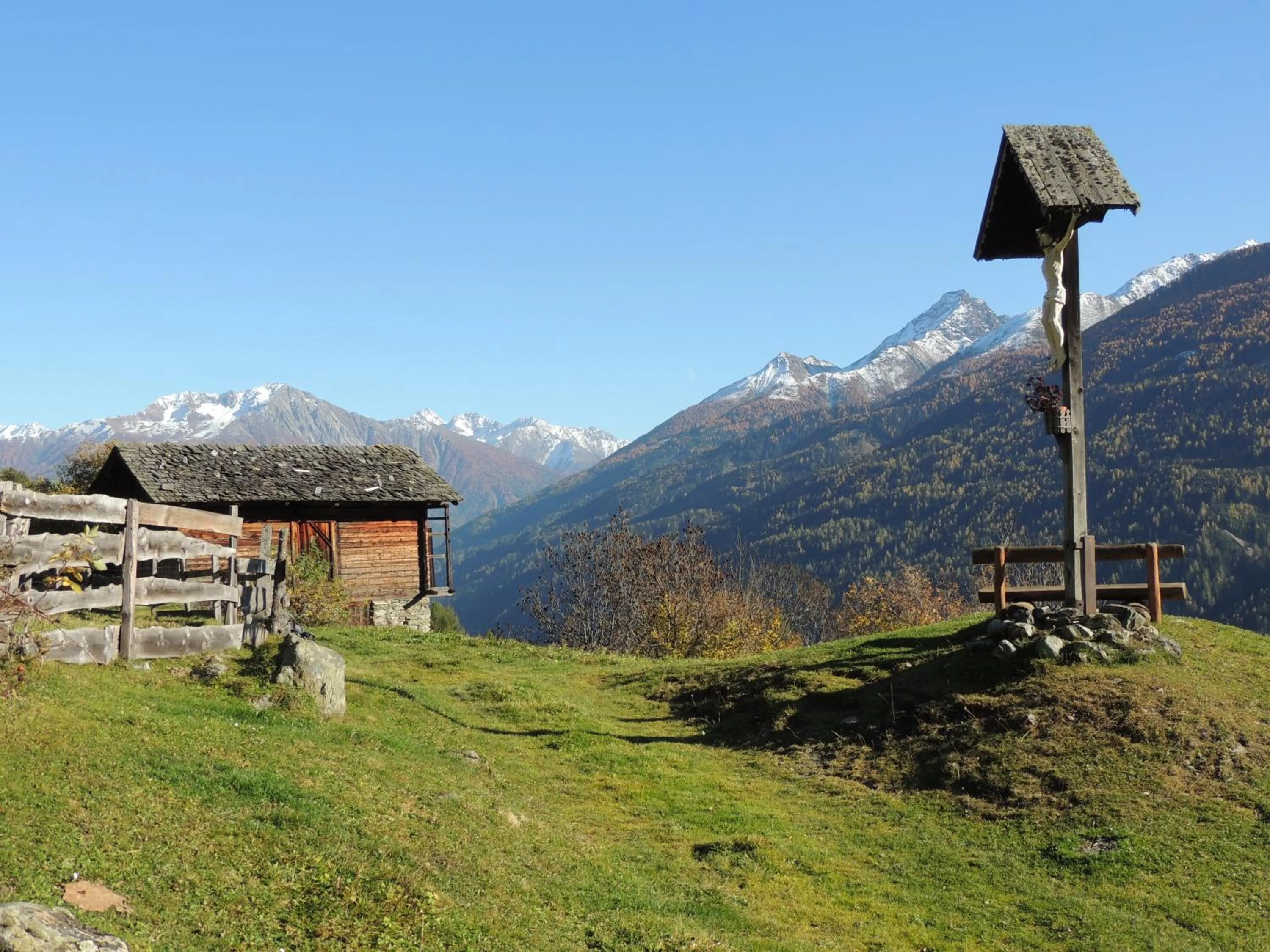 Hiking in Gästehaus Taner