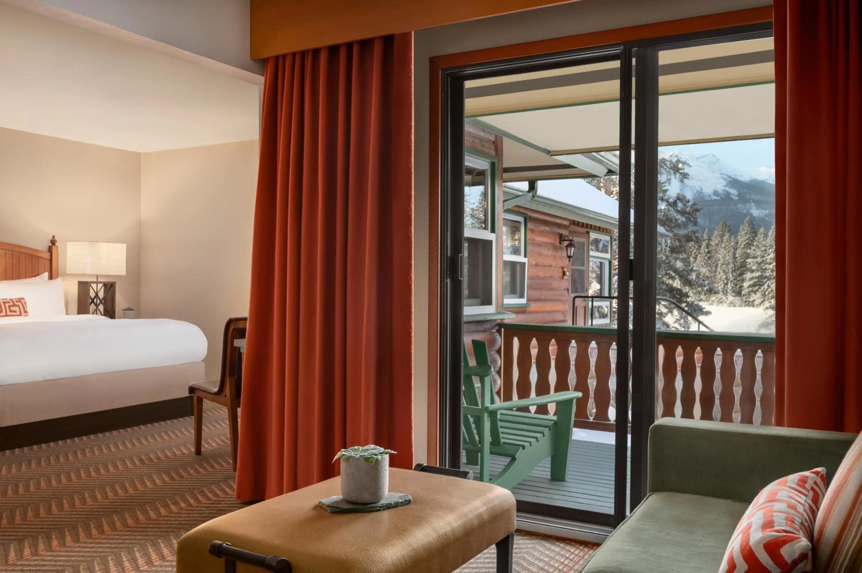 Bed in Fairmont Jasper Park Lodge