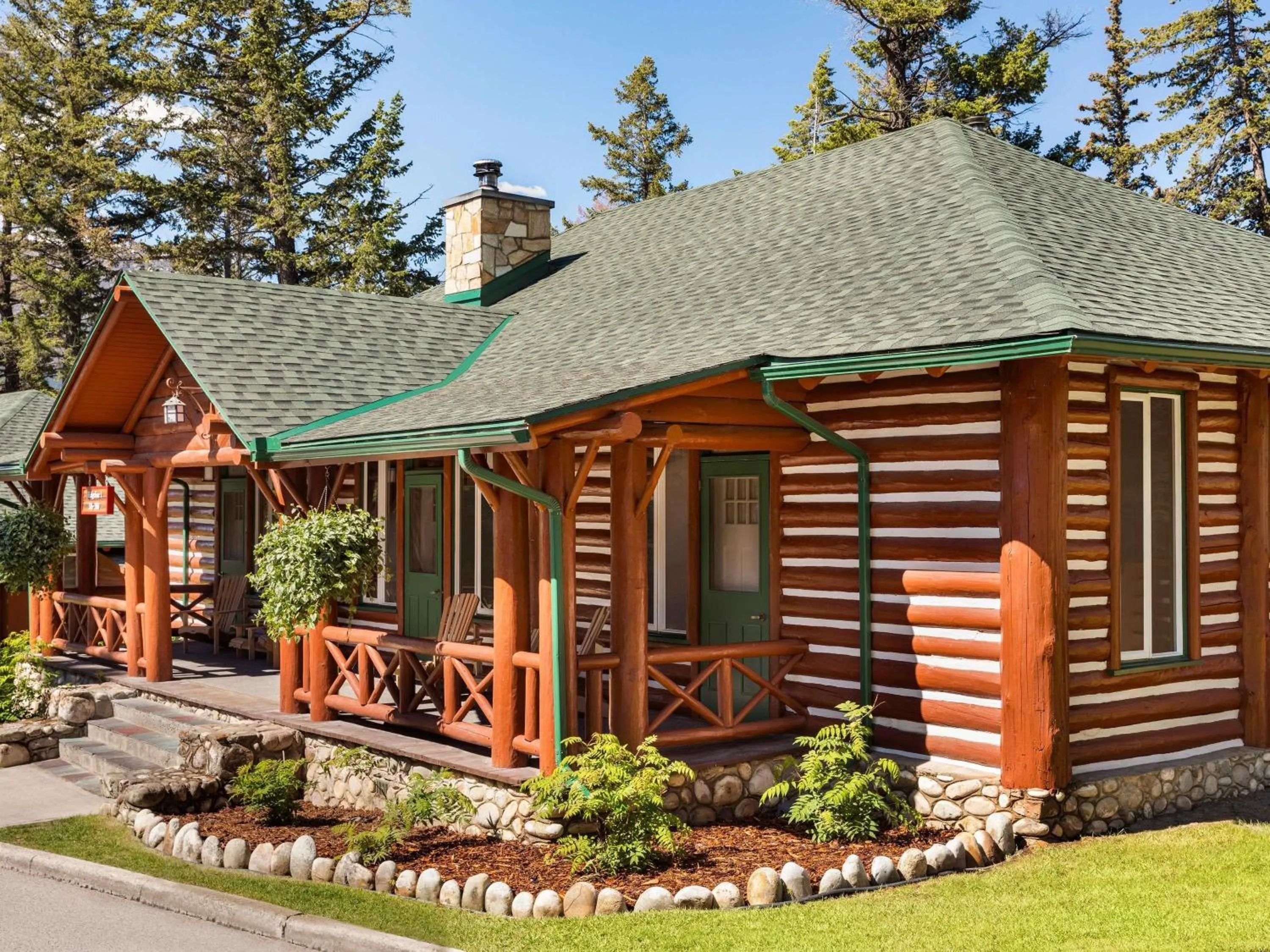 Bedroom in Fairmont Jasper Park Lodge