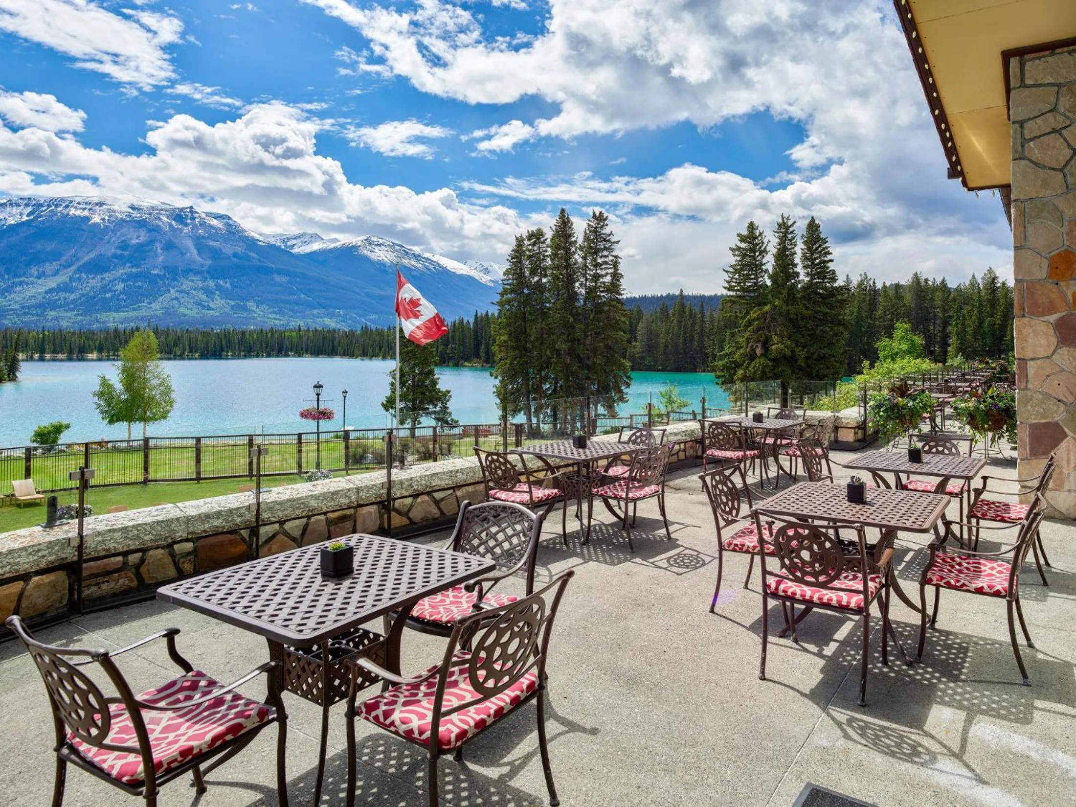 Patio in Fairmont Jasper Park Lodge
