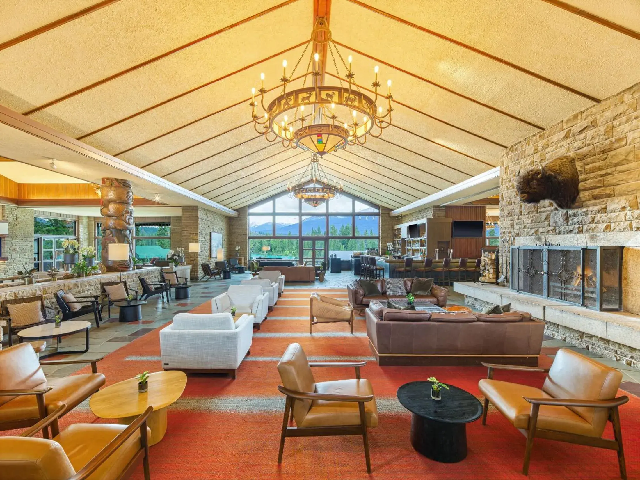 Lounge or bar in Fairmont Jasper Park Lodge Lounge or bar in Fairmont Jasper Park Lodge