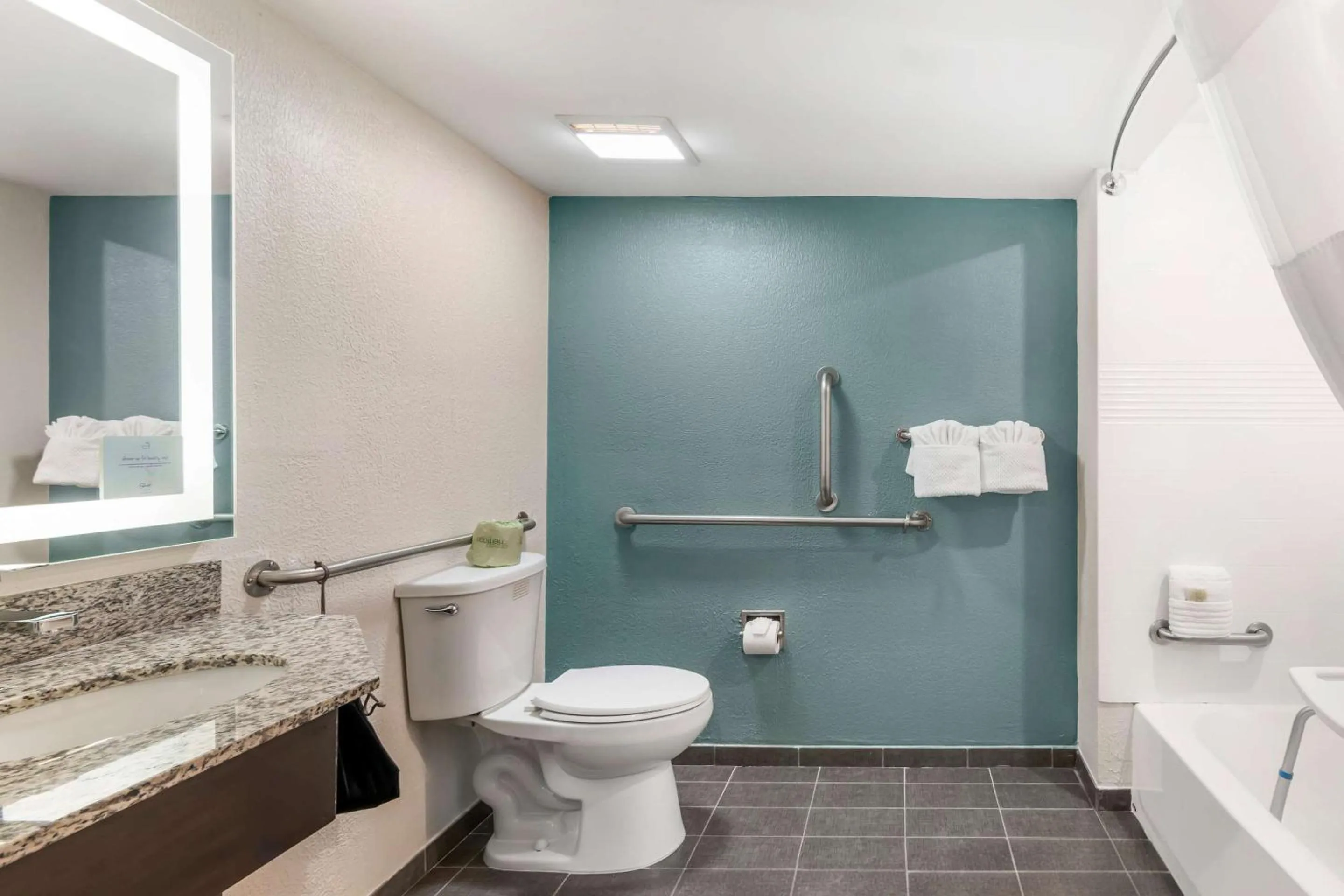 Bedroom in Sleep Inn Olathe - Kansas City