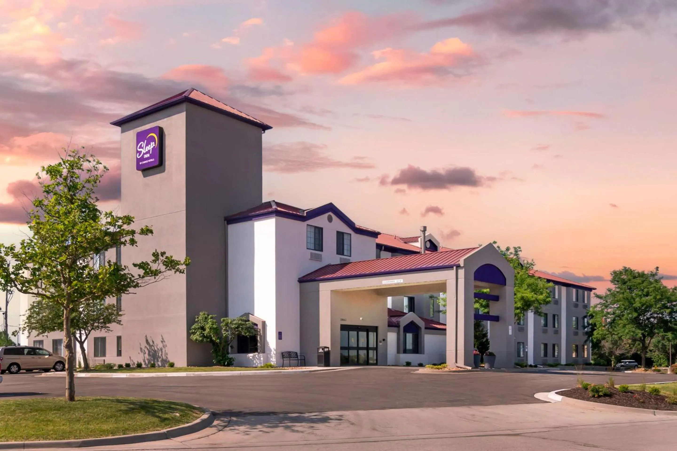 Property building in Sleep Inn Olathe - Kansas City