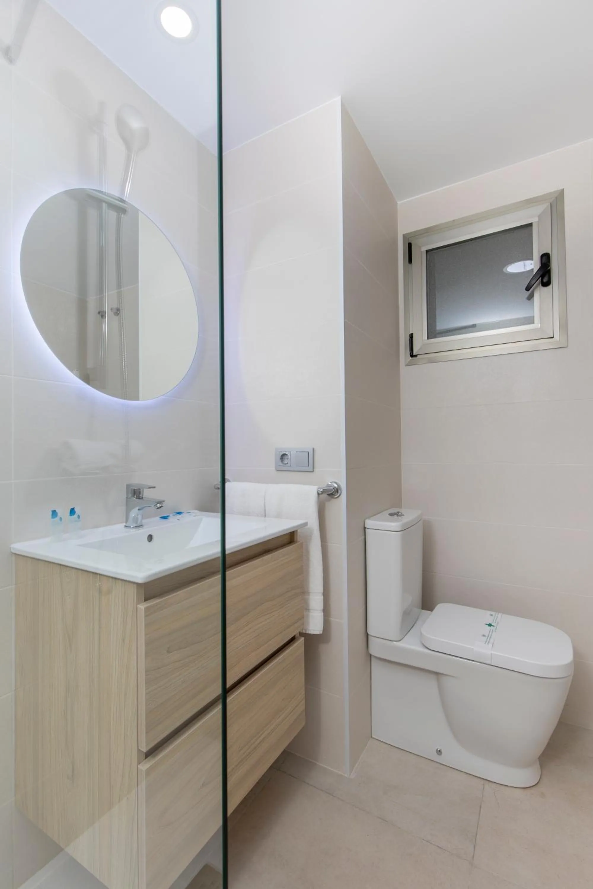 Bathroom in Aparthotel BCL Levante Beach