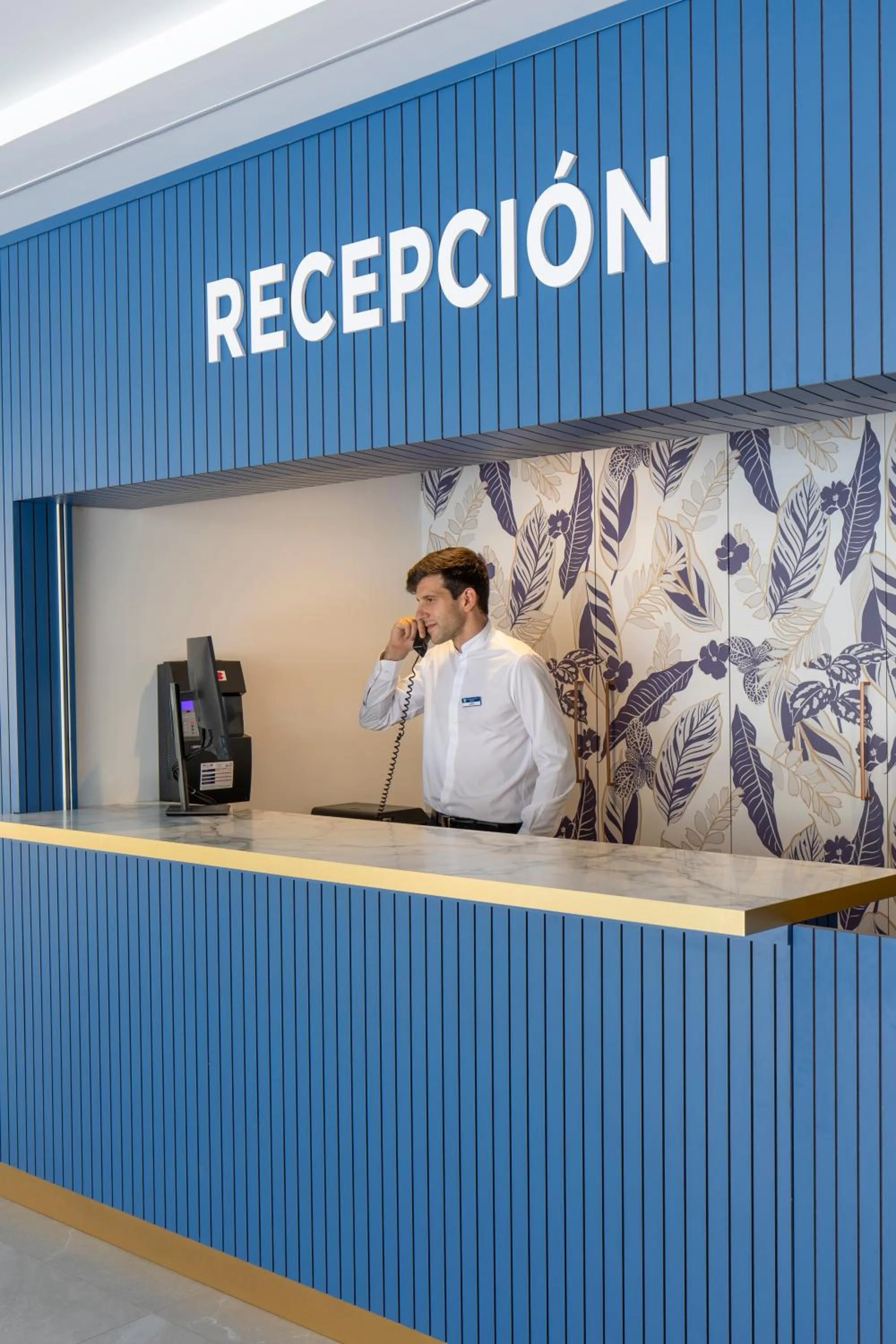 Lobby or reception in Aparthotel BCL Levante Beach