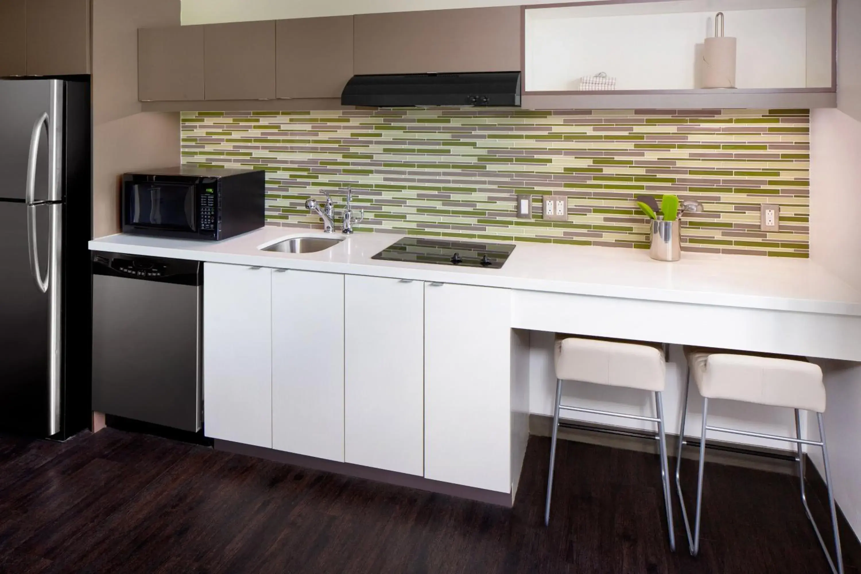 Executive King Suite with Sofa Bed & City View (Corner Room) in Element Miami International Airport Executive King Suite with Sofa Bed & City View (Corner Room) in Element Miami International Airport