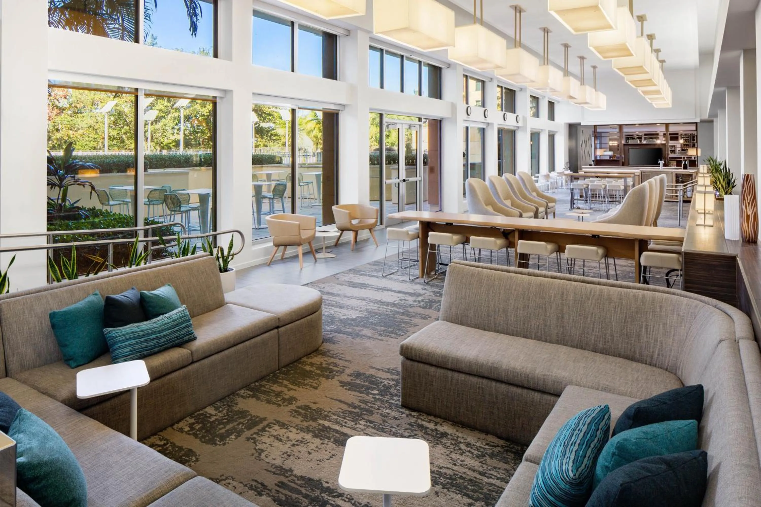 Lobby or reception in Element Miami International Airport