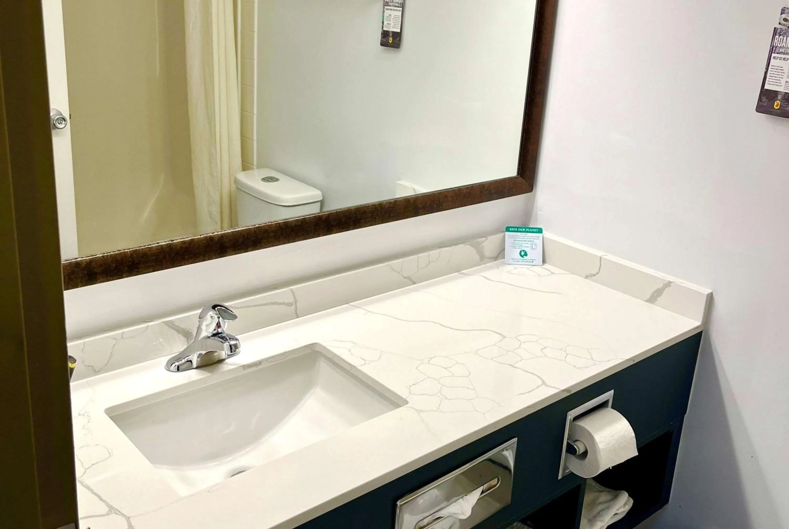 TV and multimedia in Super 8 by Wyndham Hinton